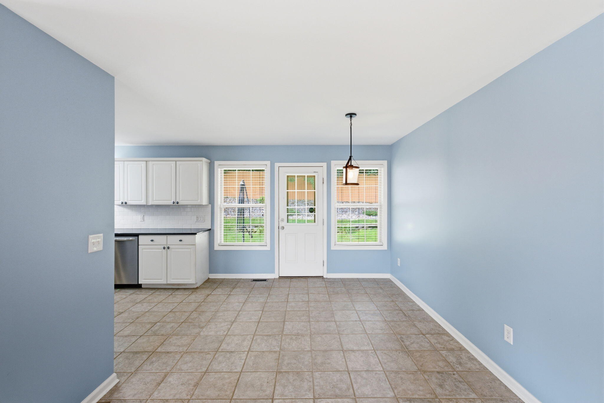354 Reynolds Drive Property Photo 8