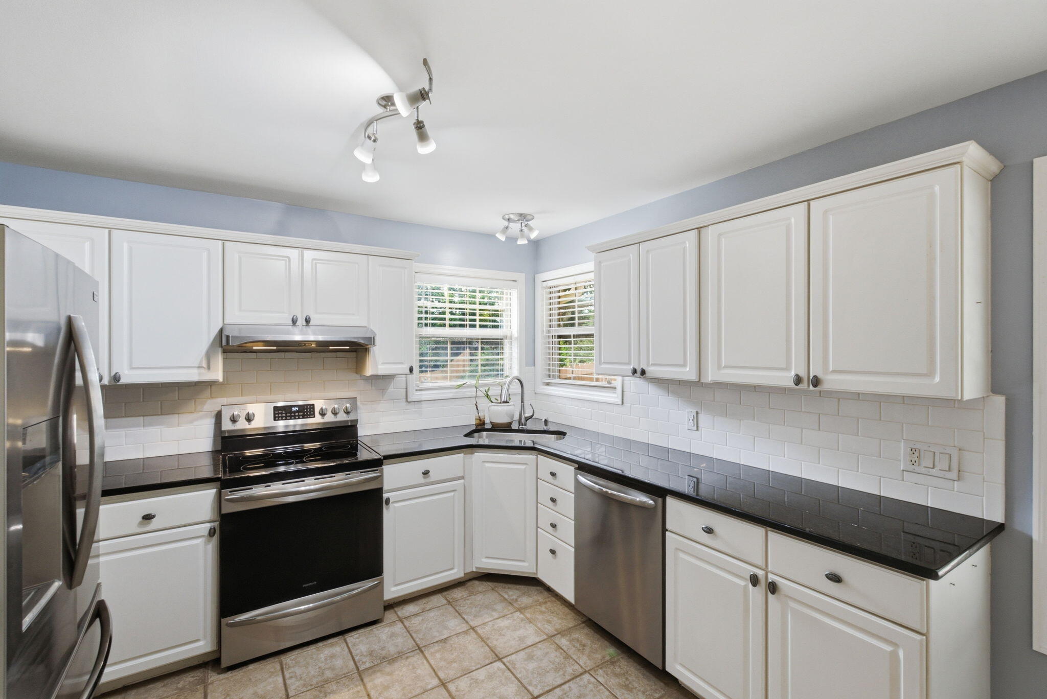 354 Reynolds Drive Property Photo 13