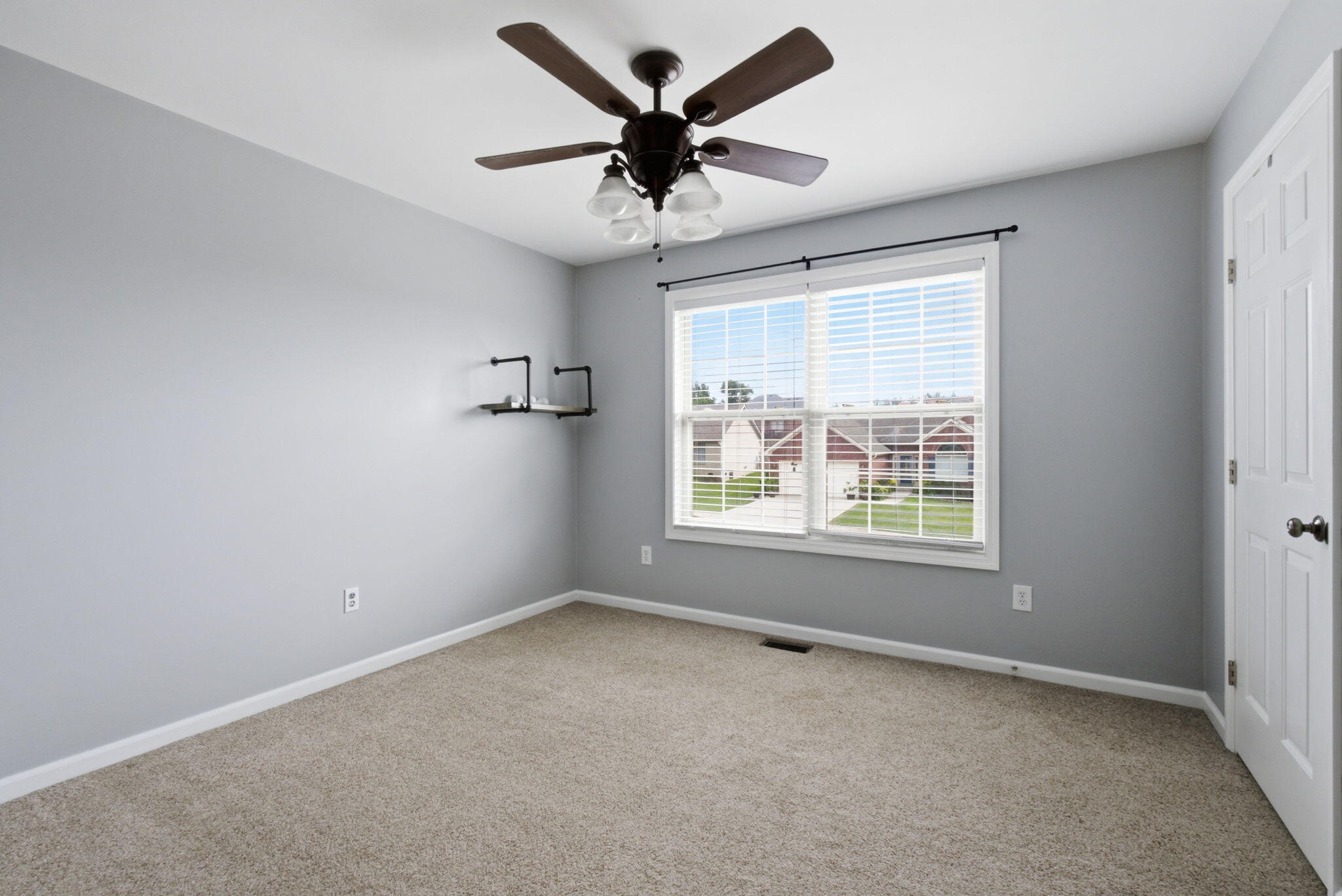 354 Reynolds Drive Property Photo 22