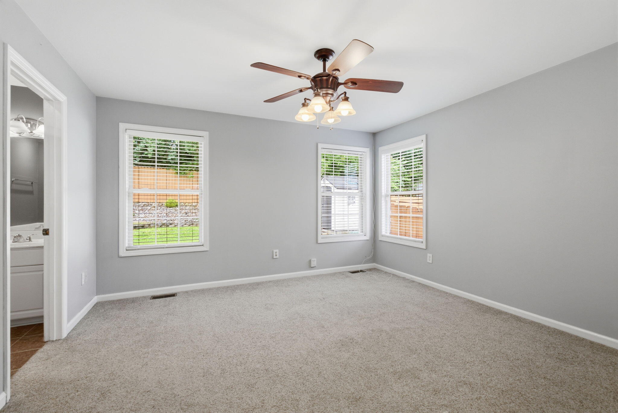 354 Reynolds Drive Property Photo 23