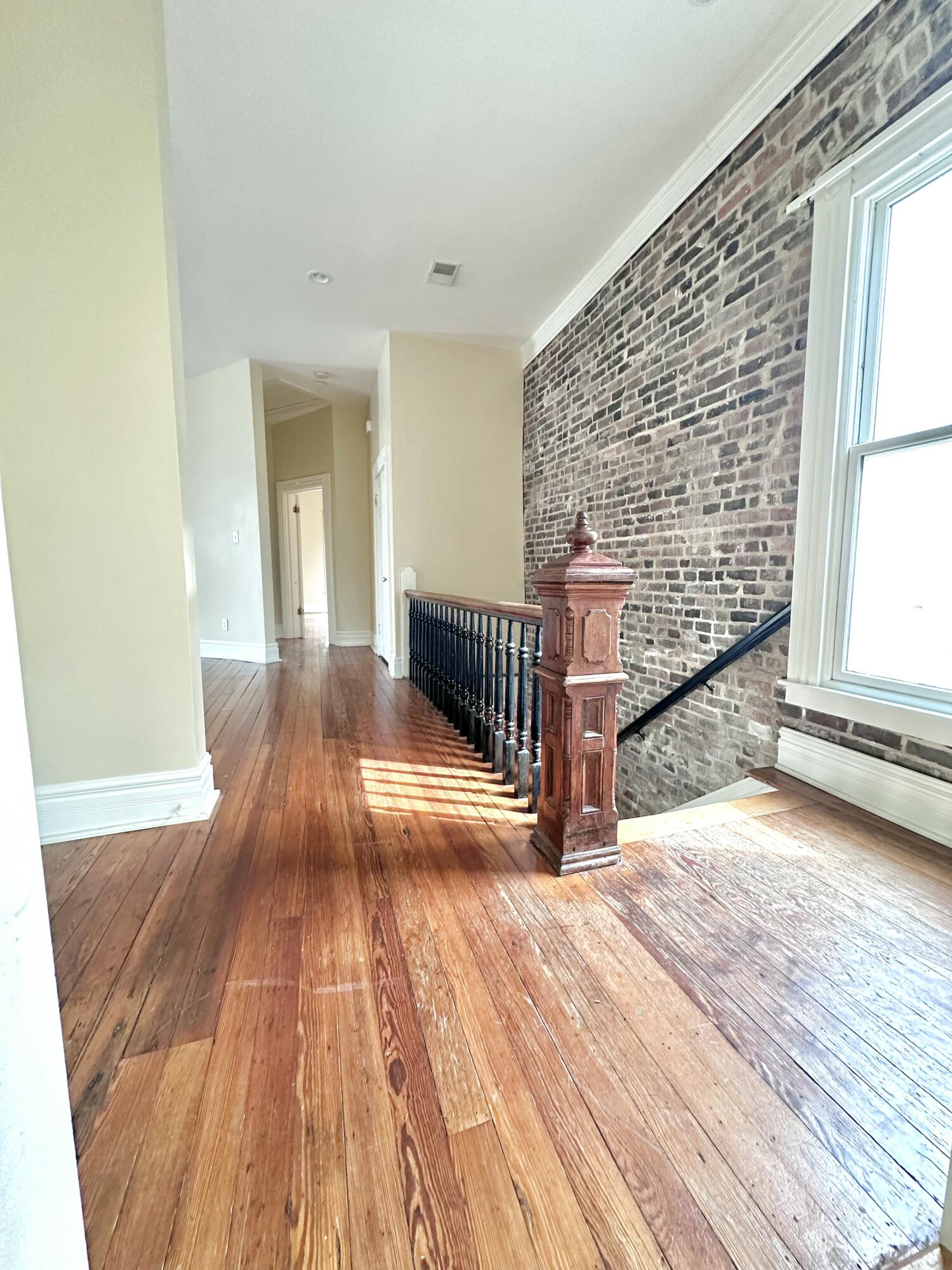 148 E Fourth Street Property Photo 5