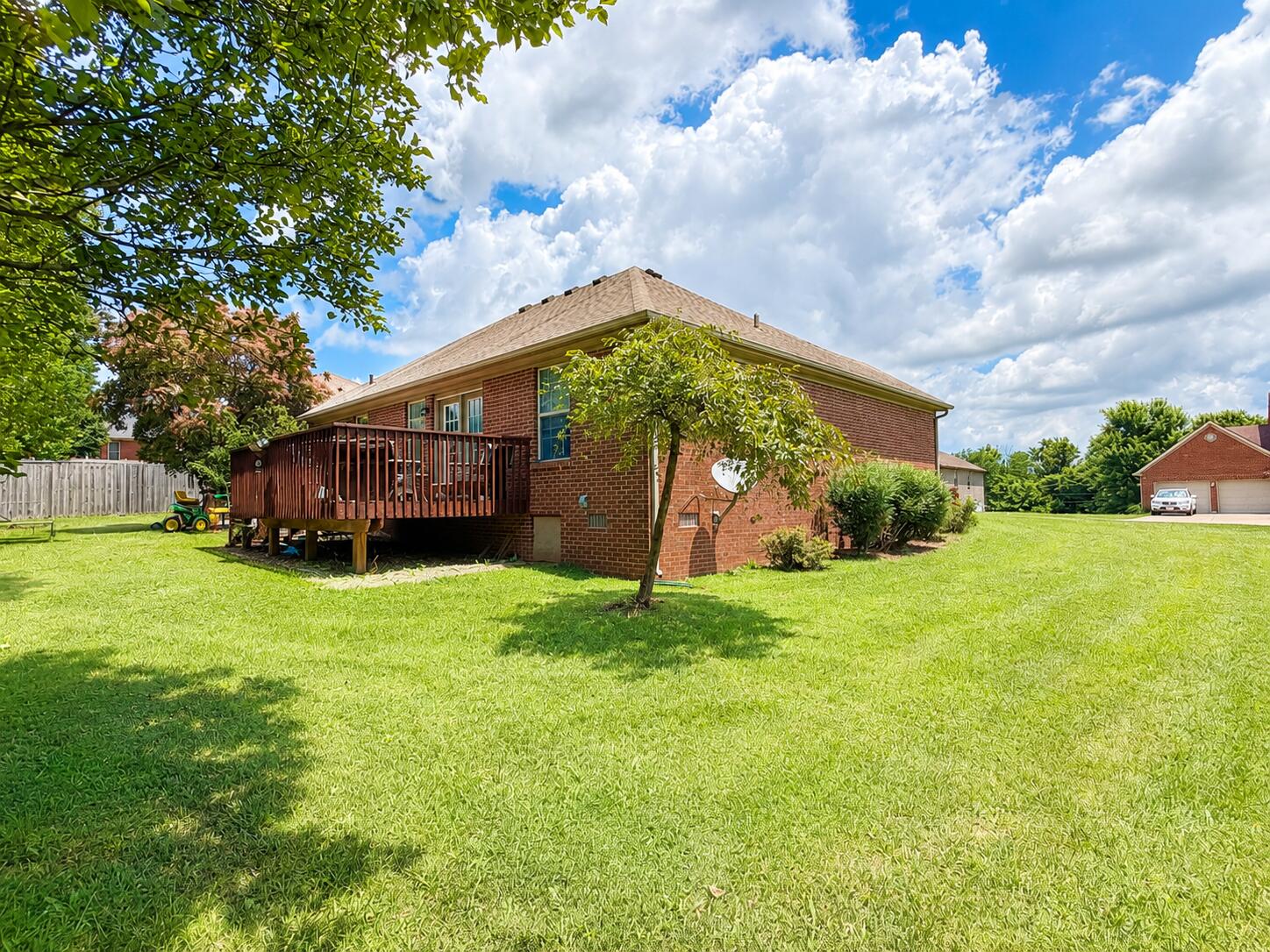113 Legacy Drive Property Photo 4