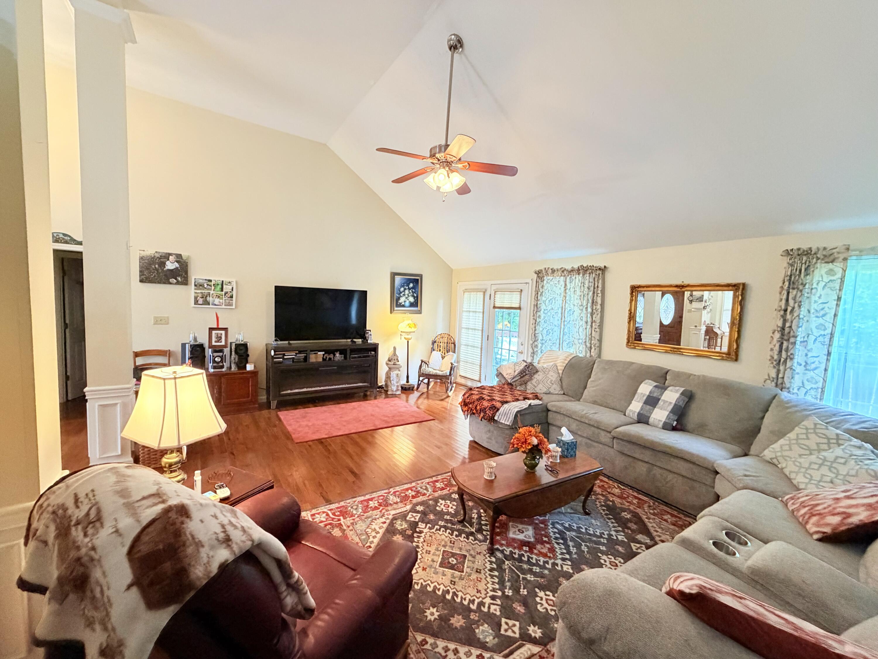 113 Legacy Drive Property Photo 12