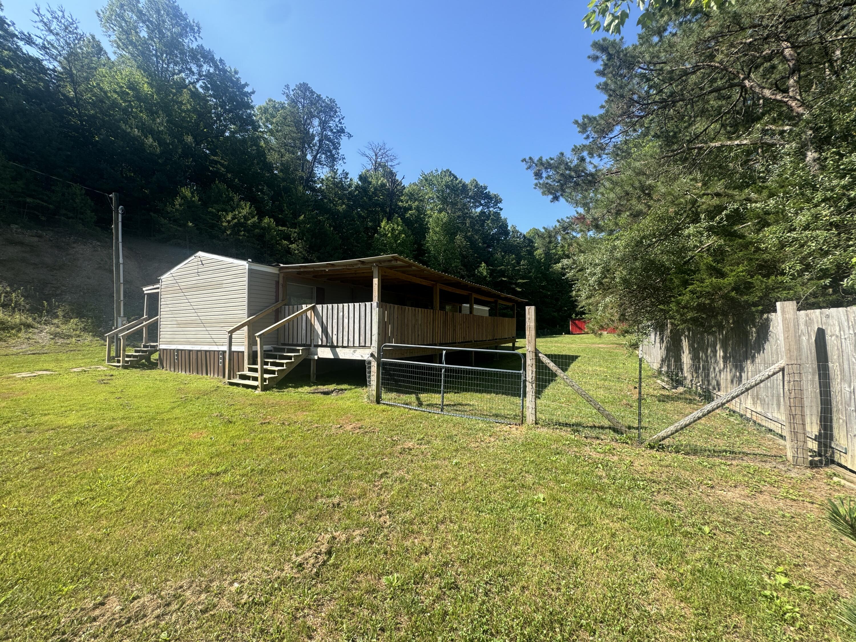 2796 N Highway 89 Property Photo 2