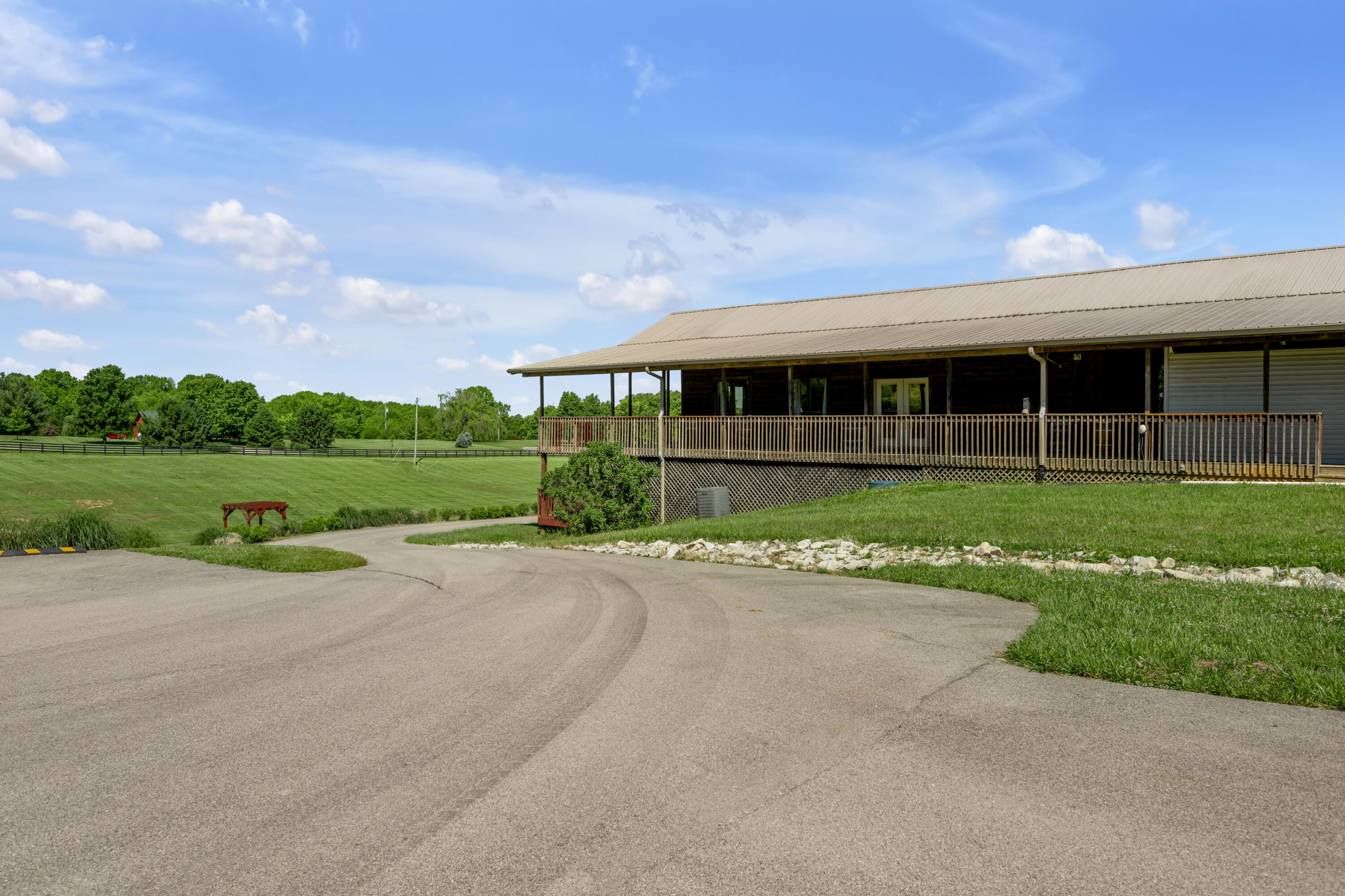 1180 Lanes Mill Road Property Photo 14