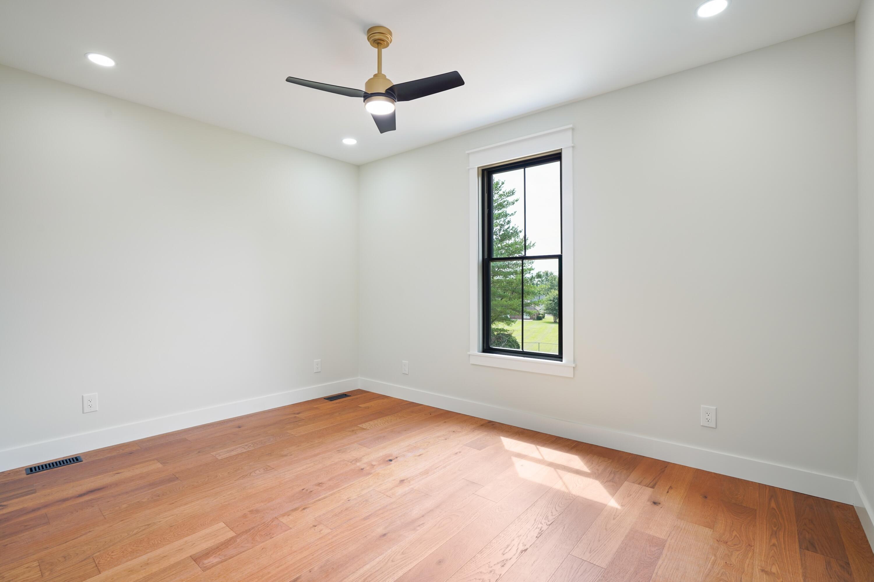 926 Winding Ridge Drive Property Photo 49