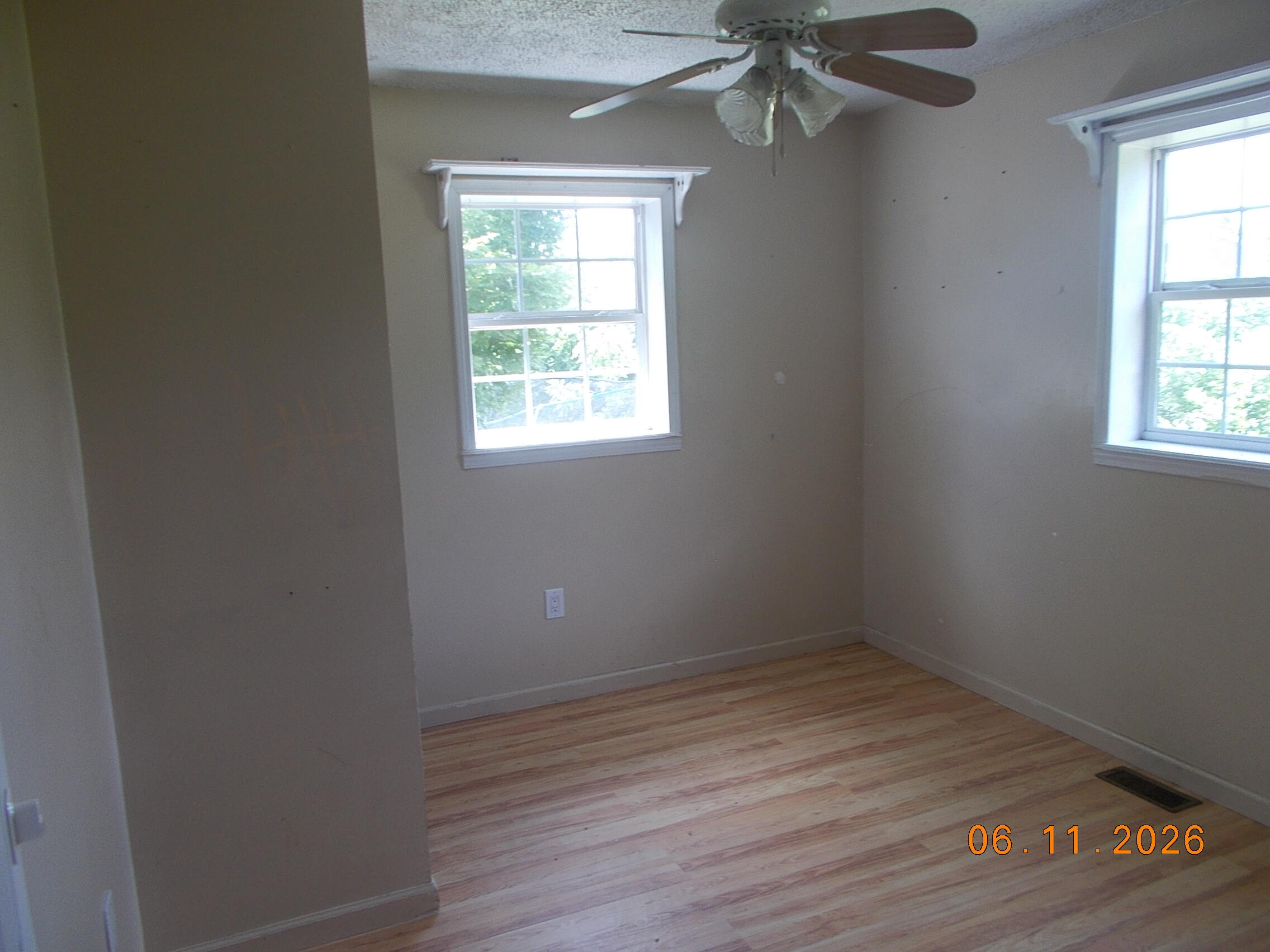 4054 Keavy Road Property Photo 10
