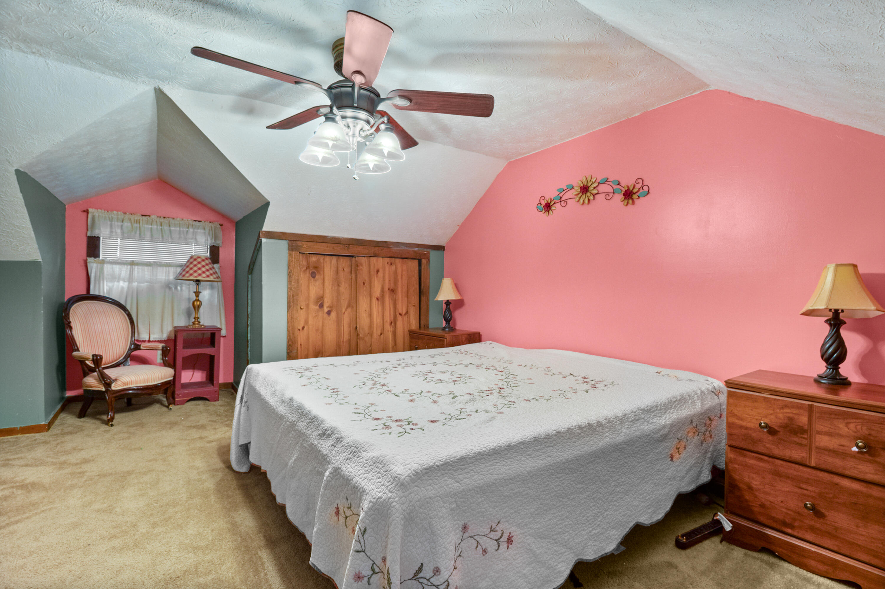 946 E Lakeshore Drive Property Photo 29