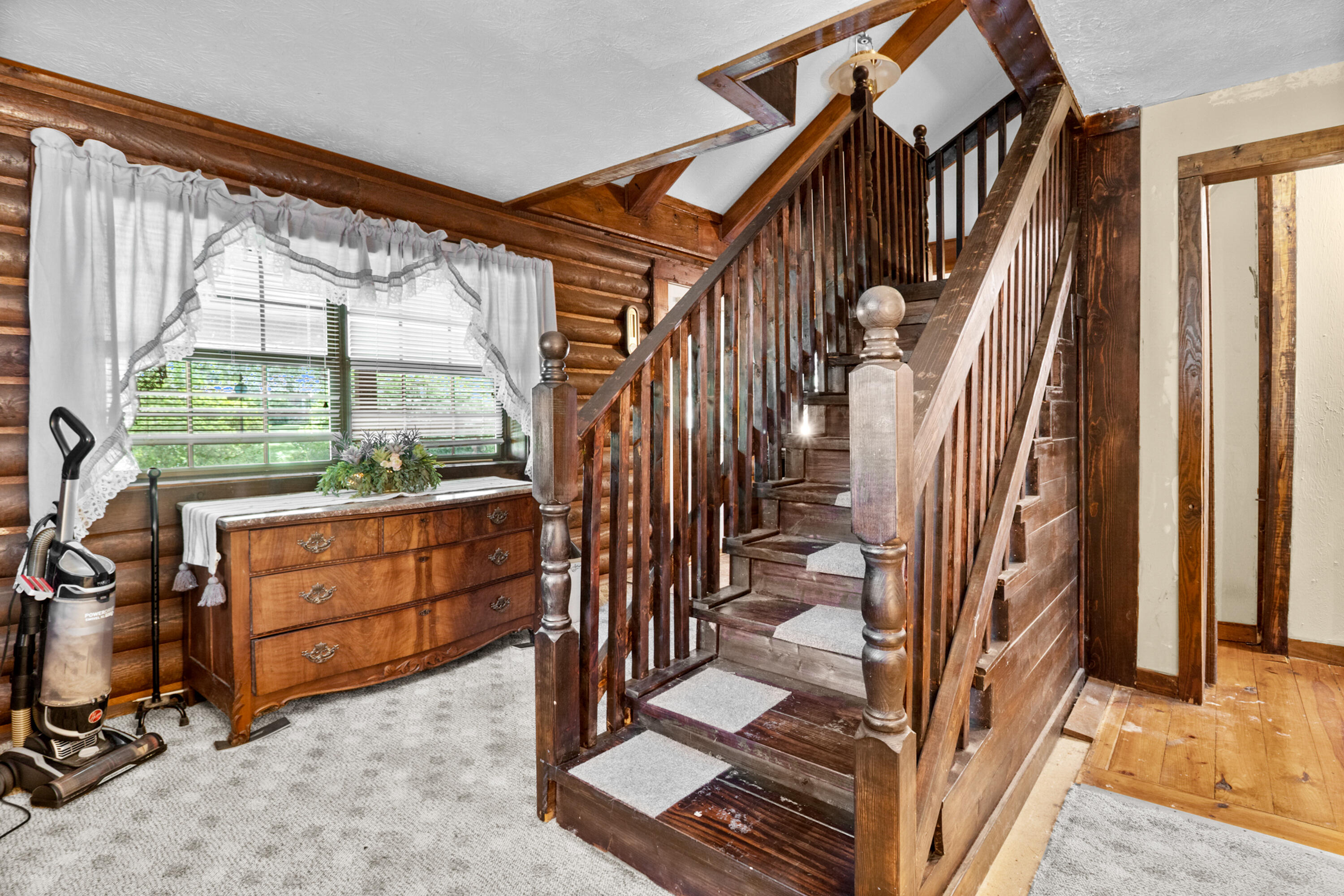 946 E Lakeshore Drive Property Photo 32