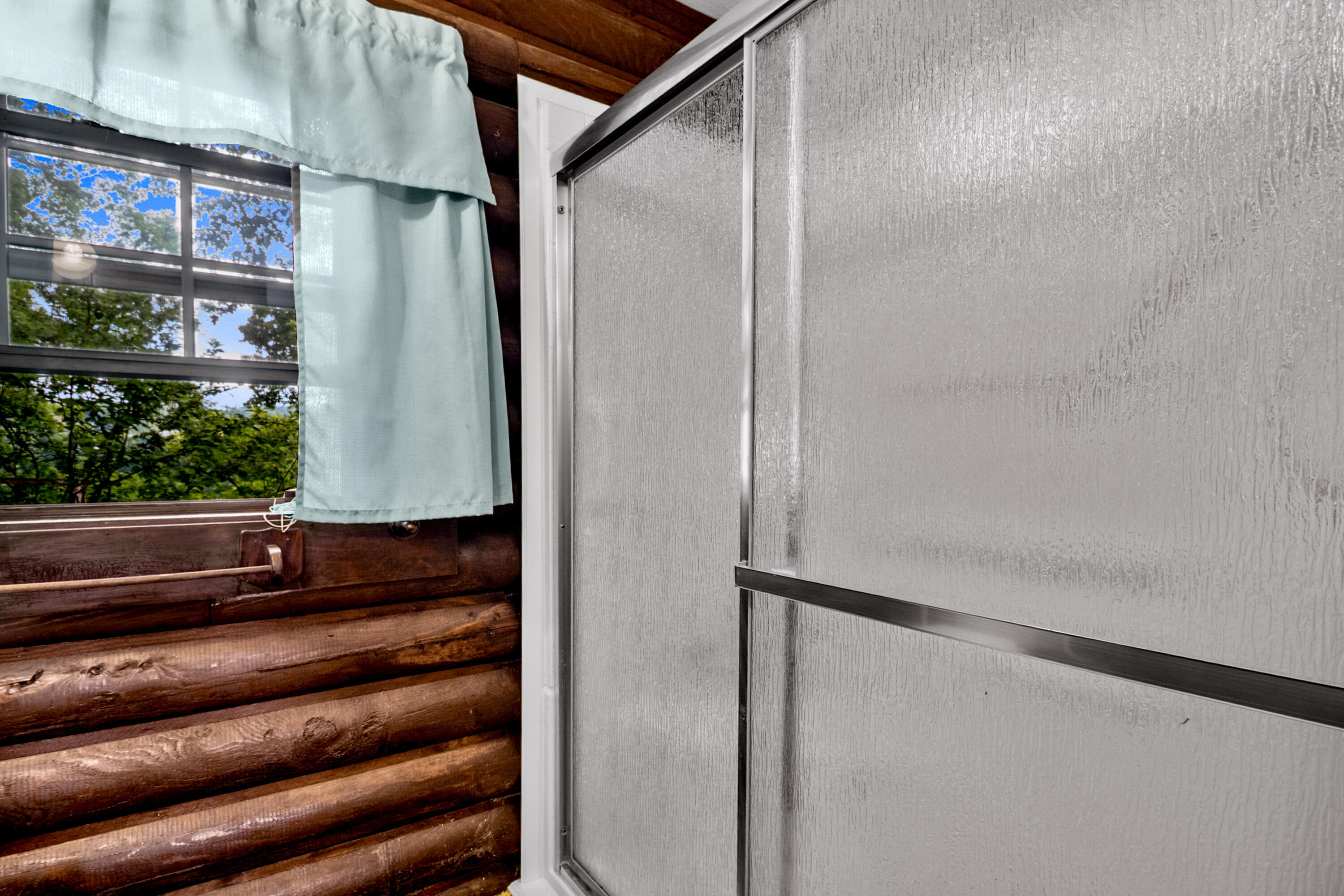 946 E Lakeshore Drive Property Photo 39