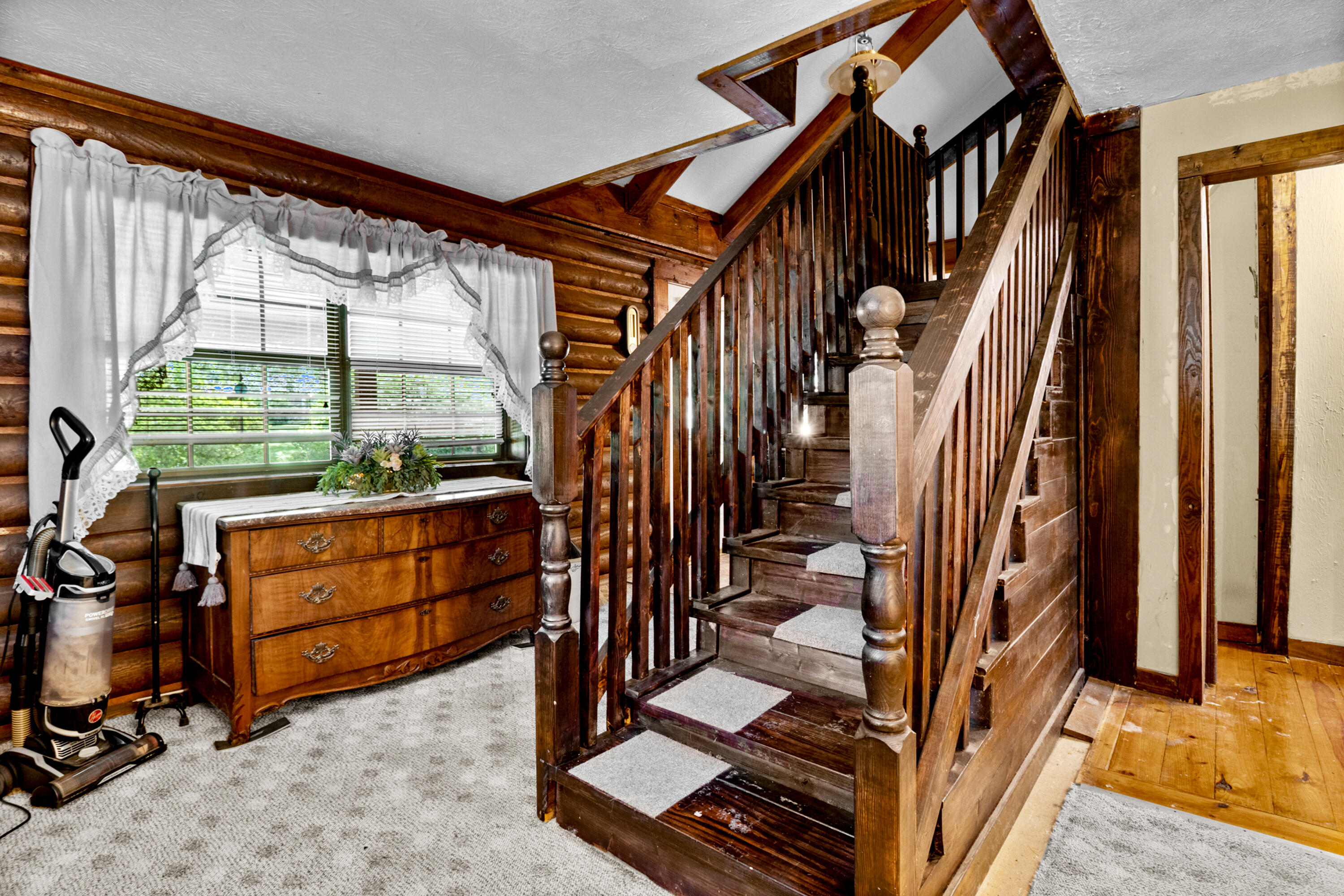 946 E Lakeshore Drive Property Photo 51