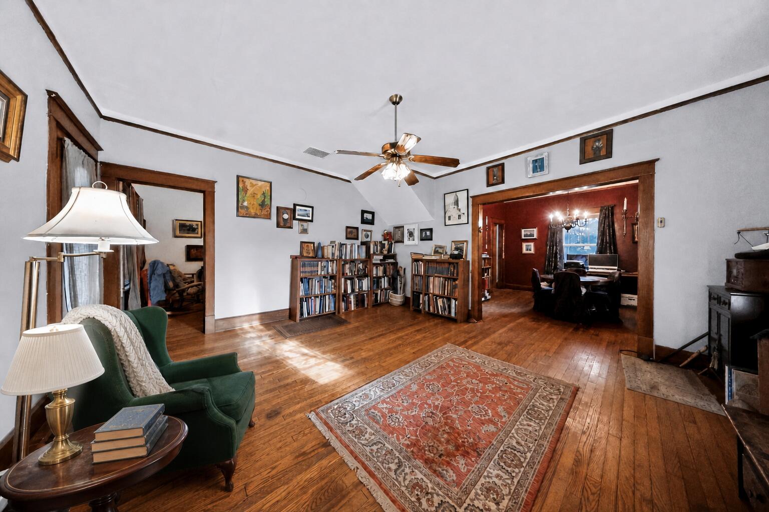 122 Adams Street Property Photo 2