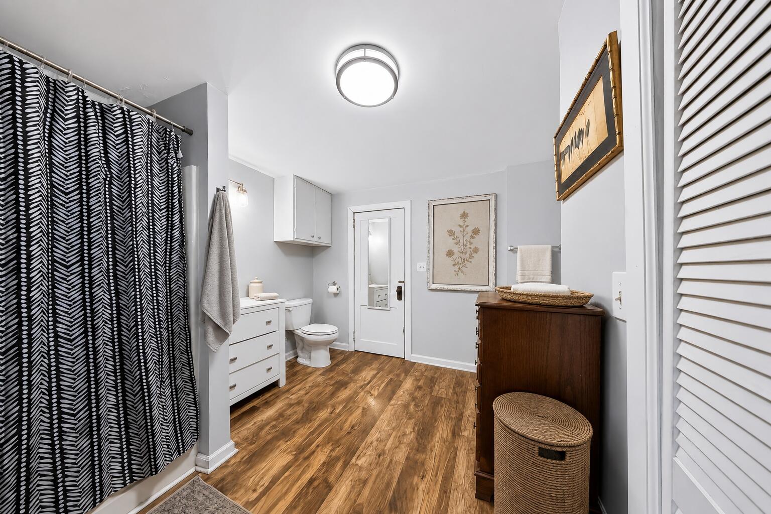 122 Adams Street Property Photo 15