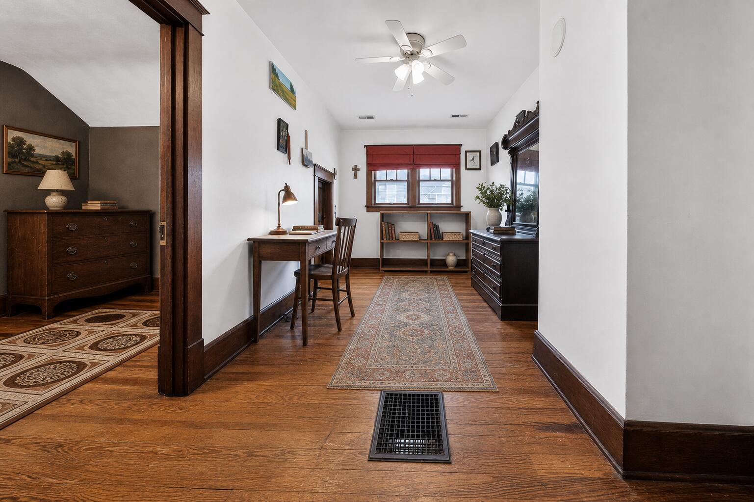 122 Adams Street Property Photo 25