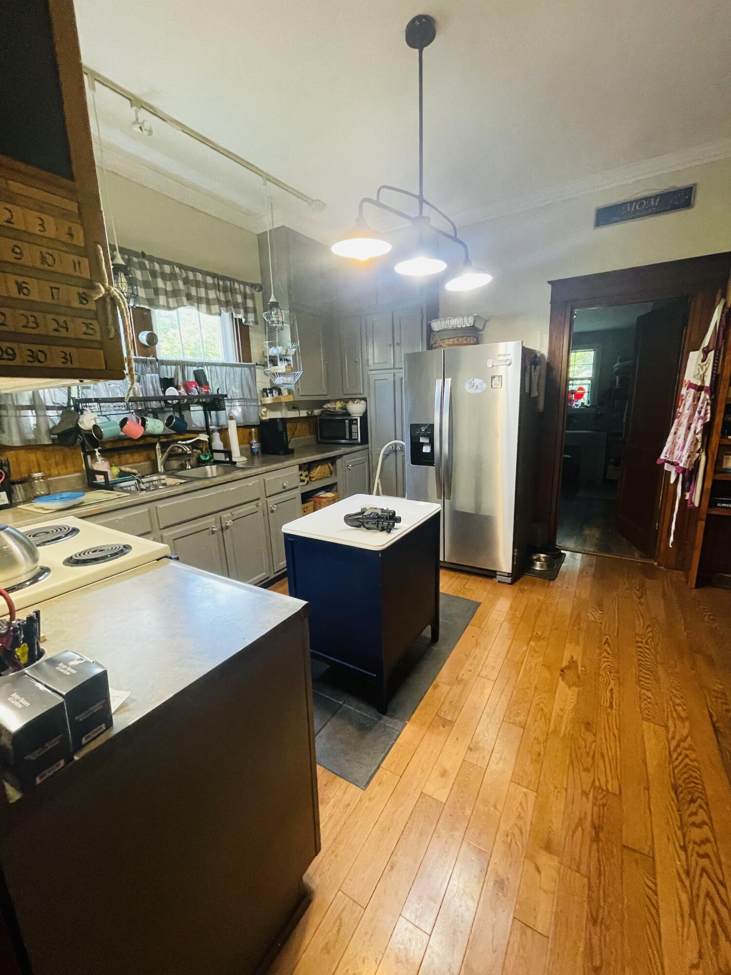 122 Adams Street Property Photo 33