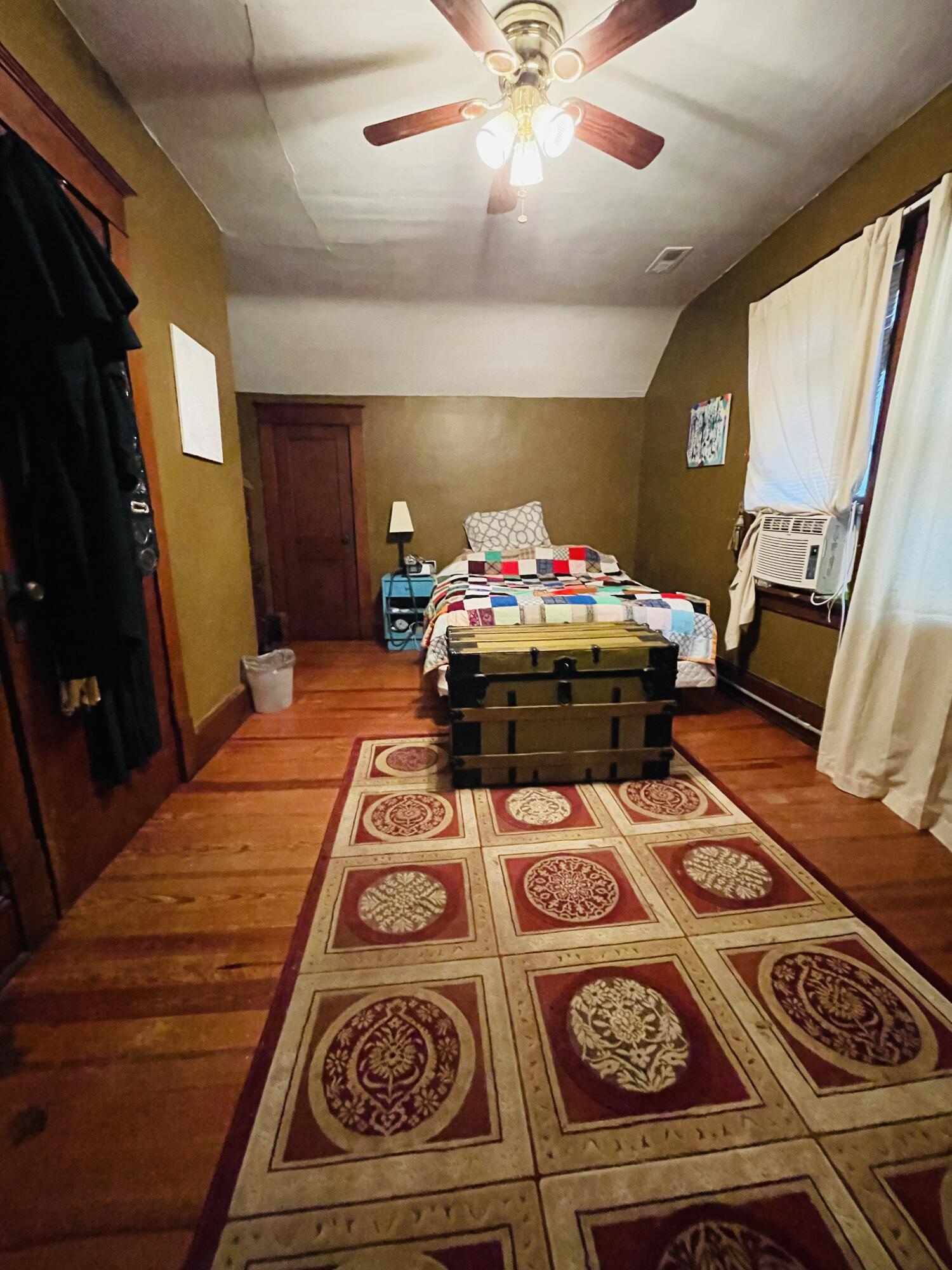 122 Adams Street Property Photo 40