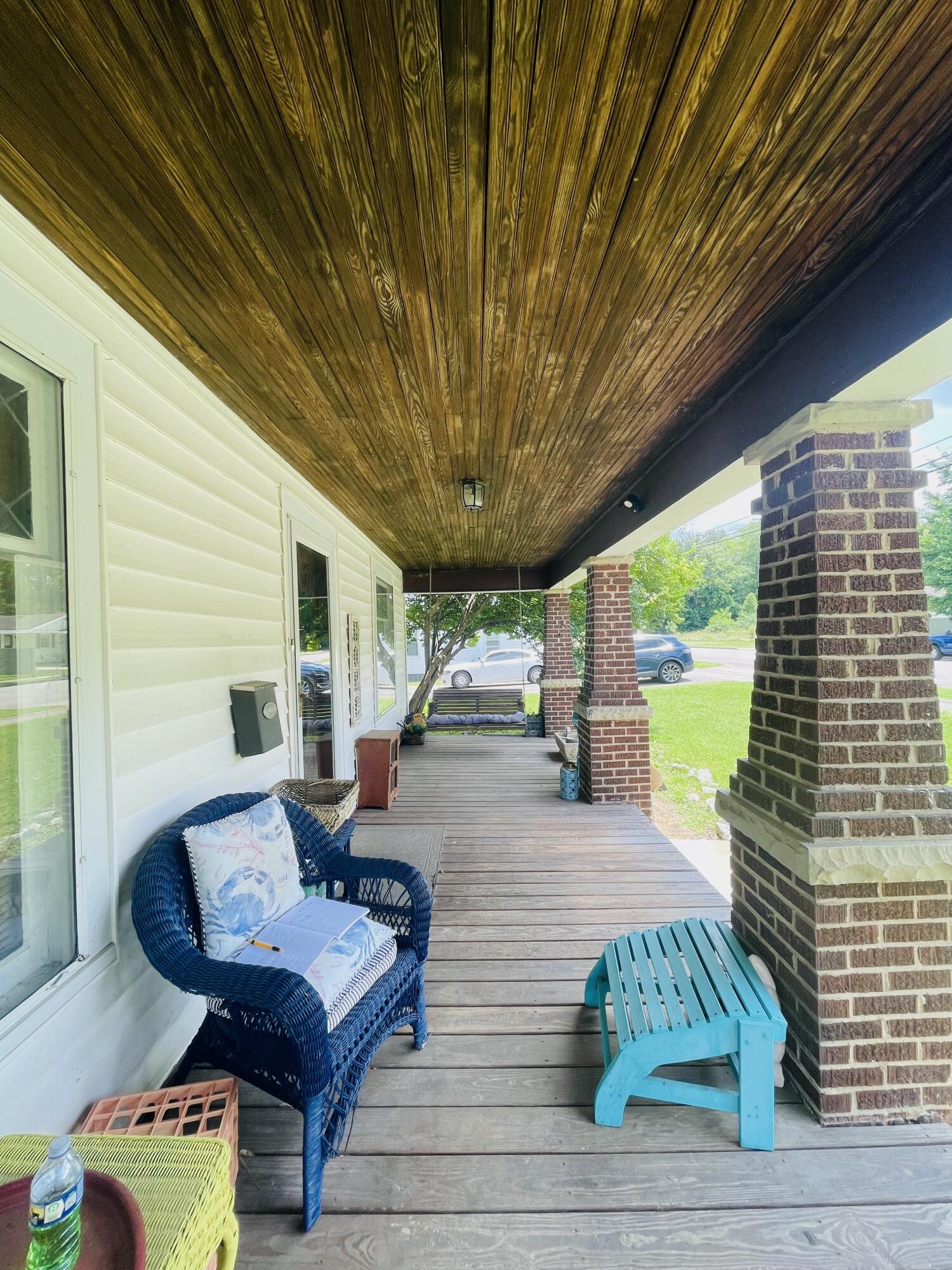 122 Adams Street Property Photo 42