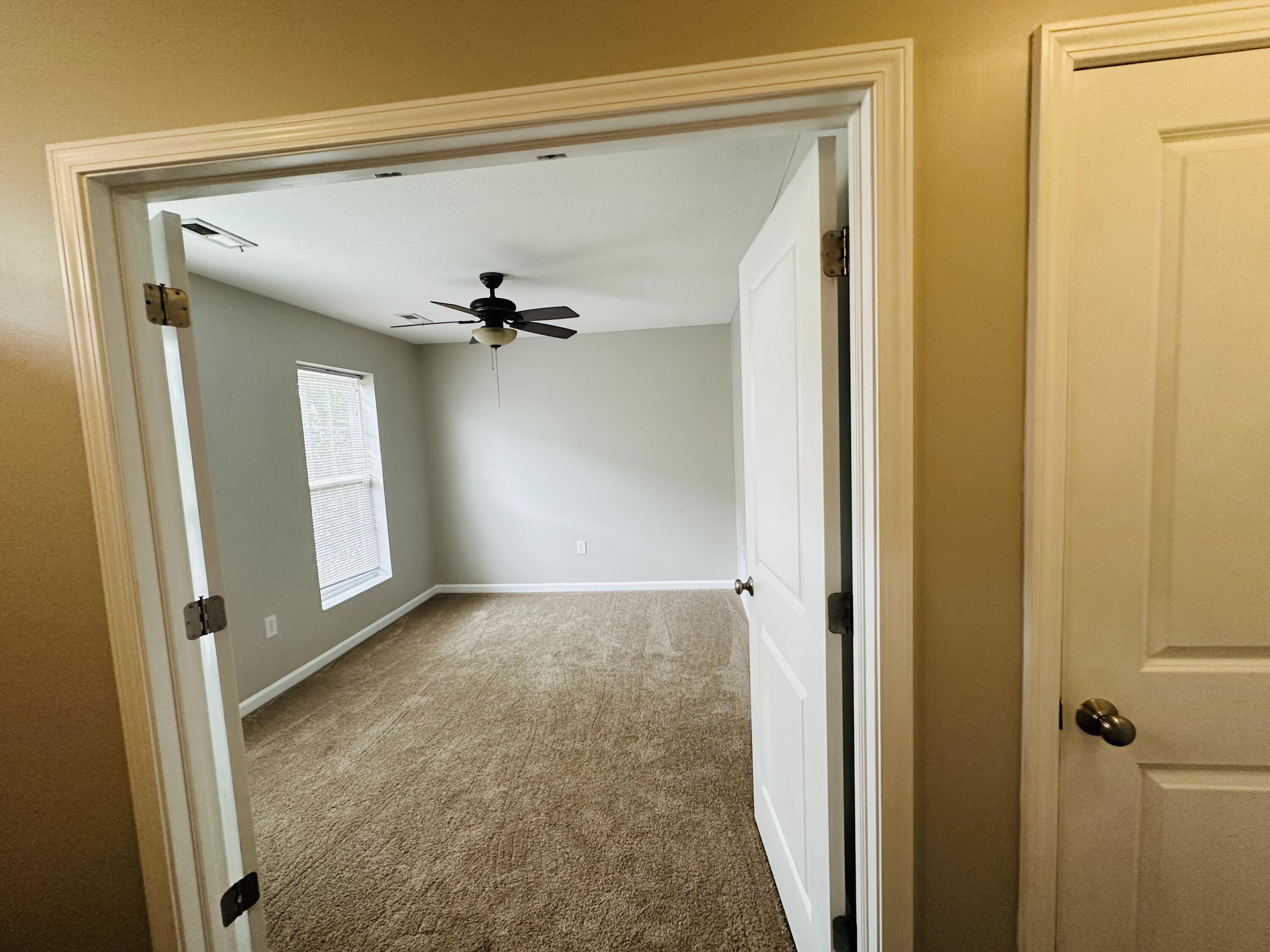 2616 Calgary Property Photo 5