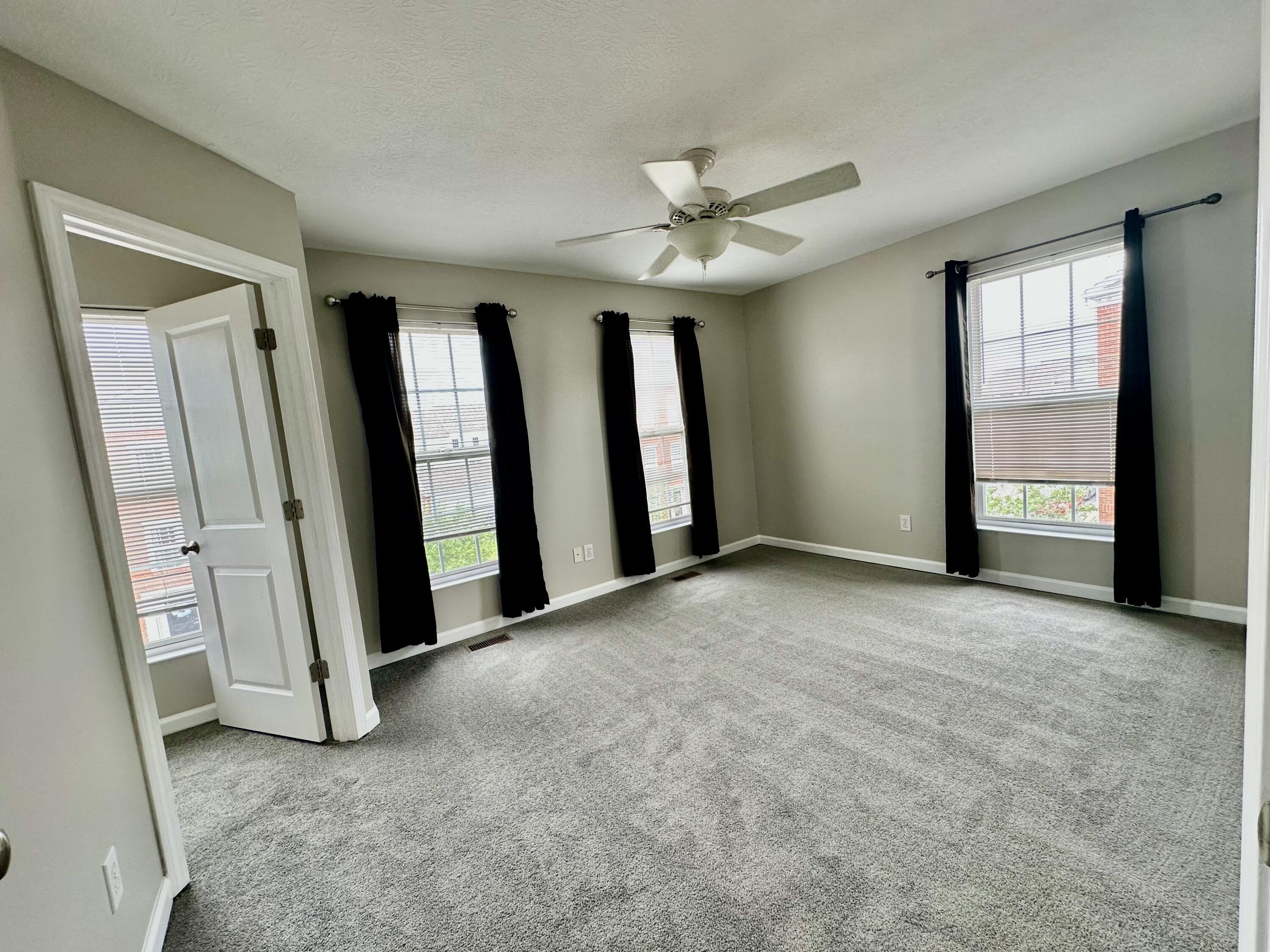 2616 Calgary Property Photo 15