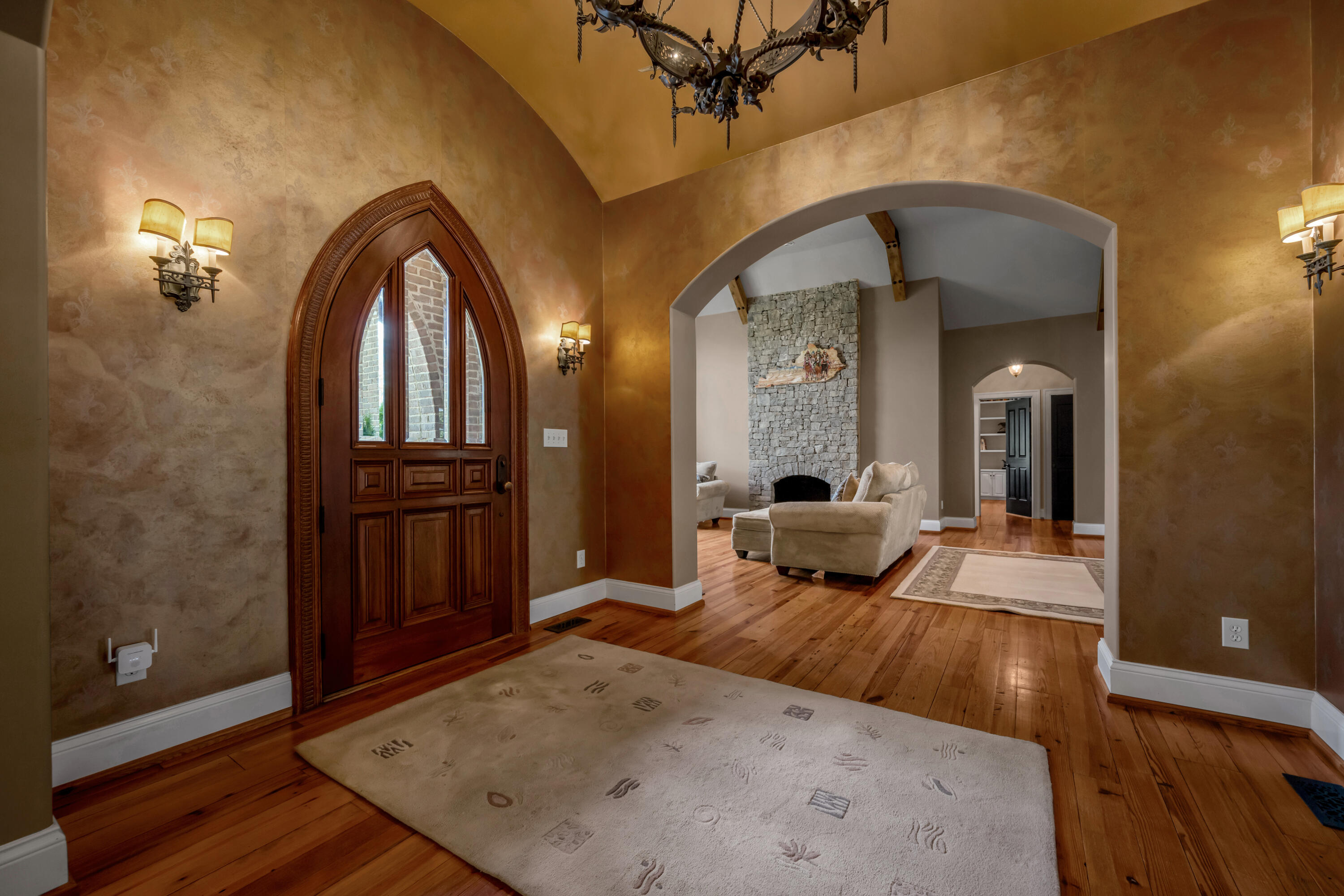 601 Delong Road Property Photo 6