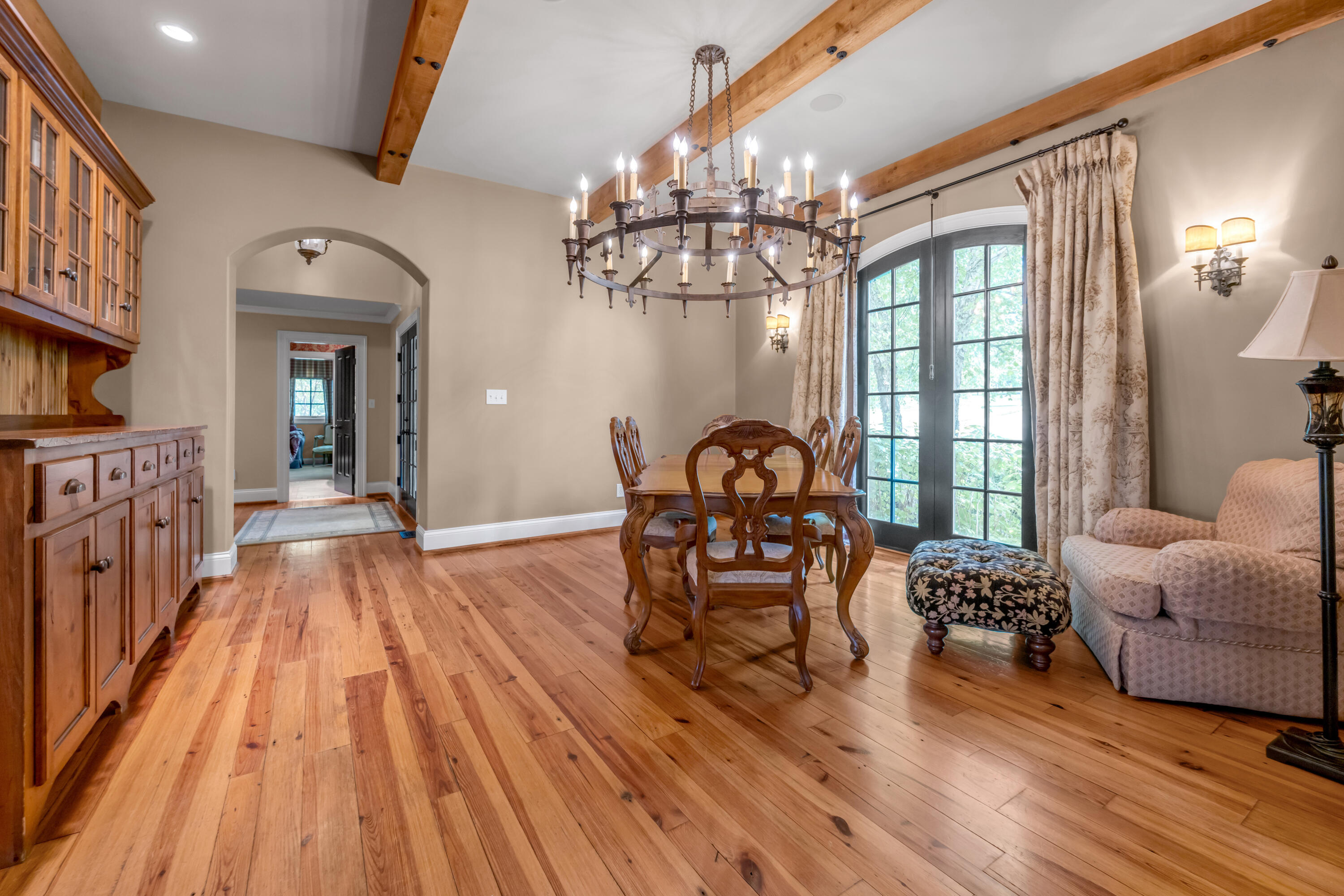 601 Delong Road Property Photo 23