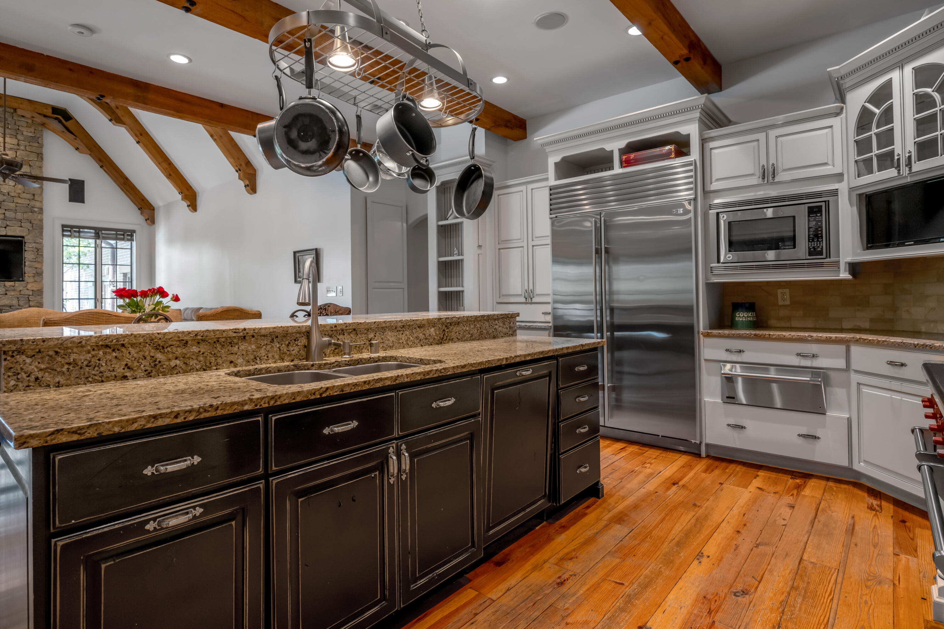 601 Delong Road Property Photo 30