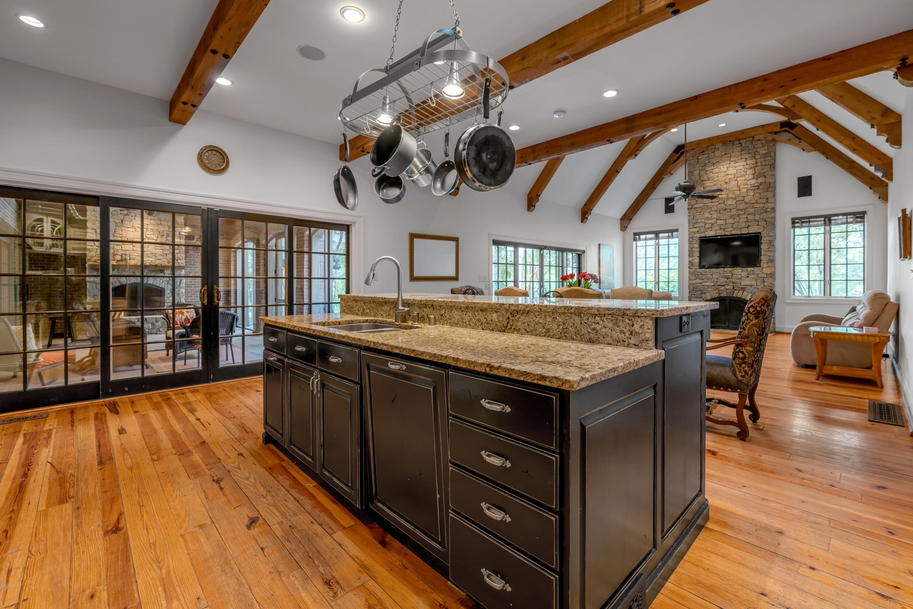 601 Delong Road Property Photo 31