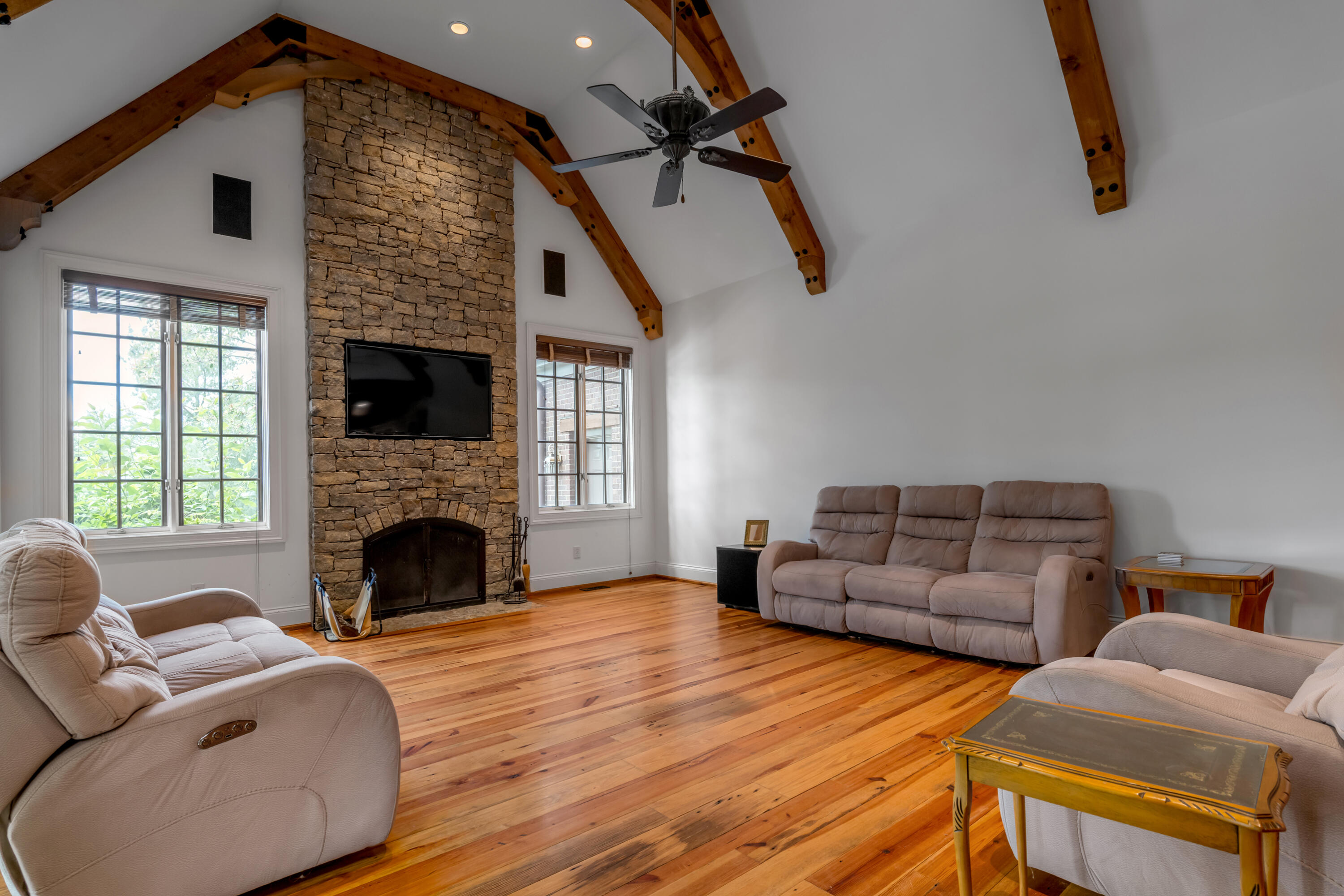 601 Delong Road Property Photo 36