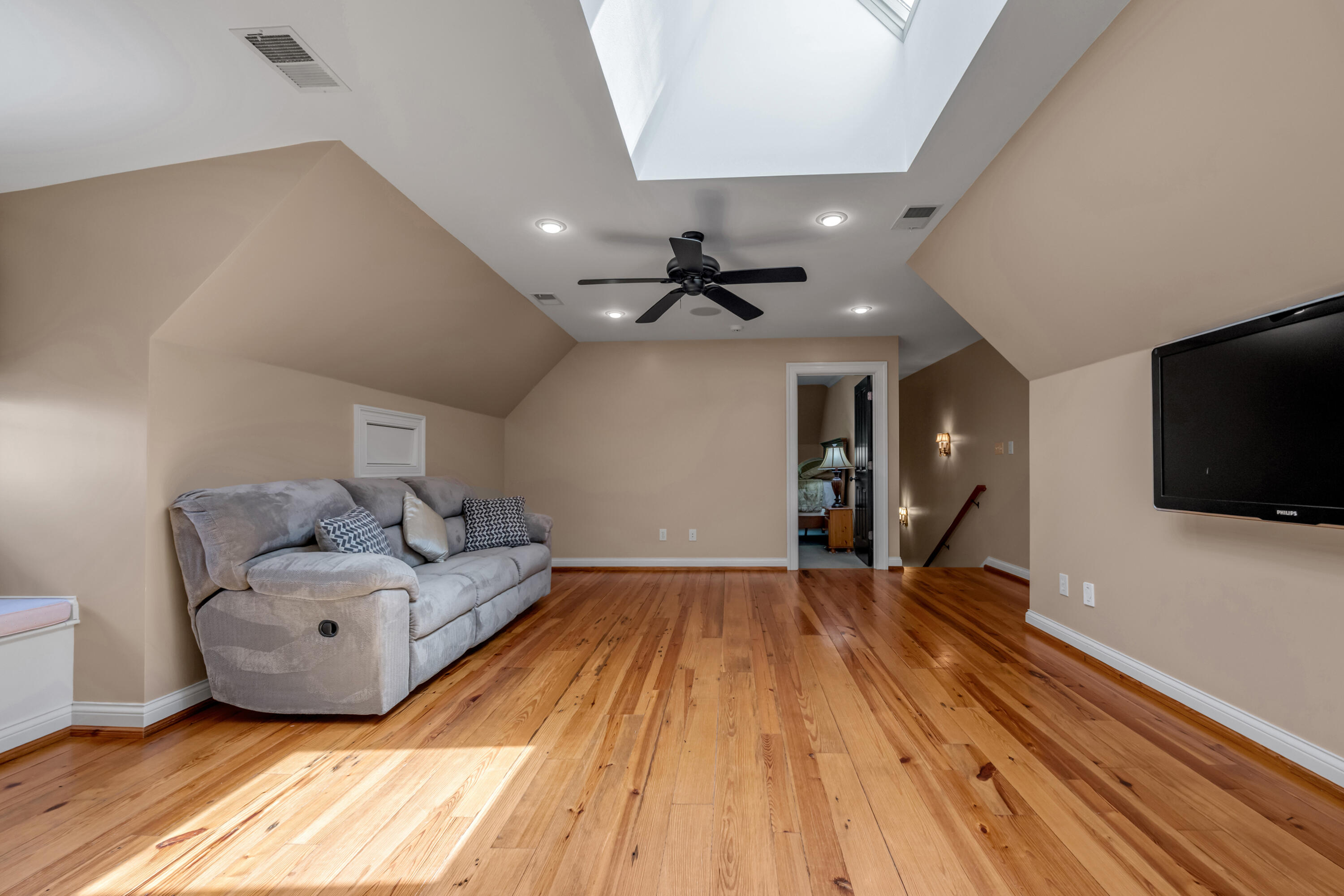 601 Delong Road Property Photo 48