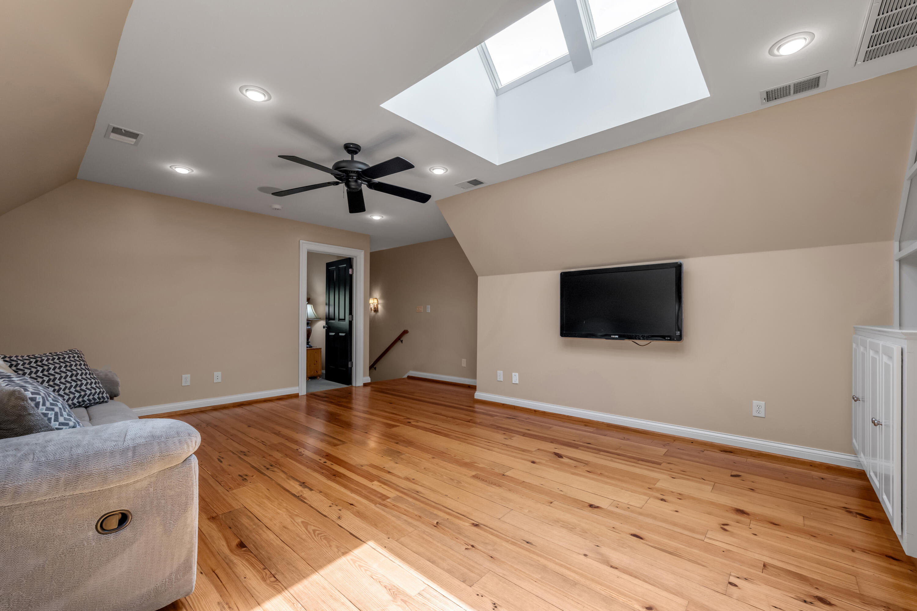 601 Delong Road Property Photo 49