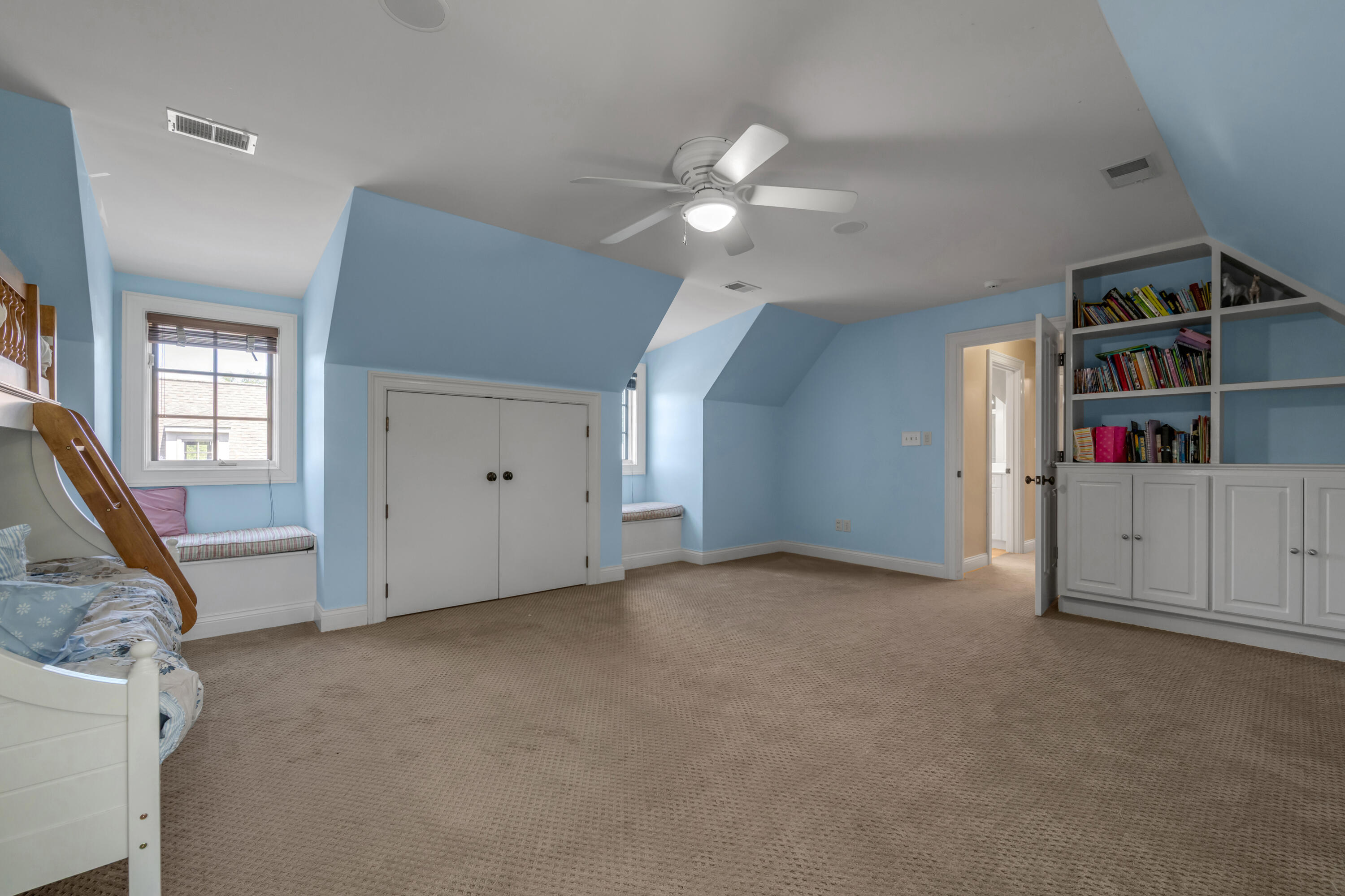 601 Delong Road Property Photo 58
