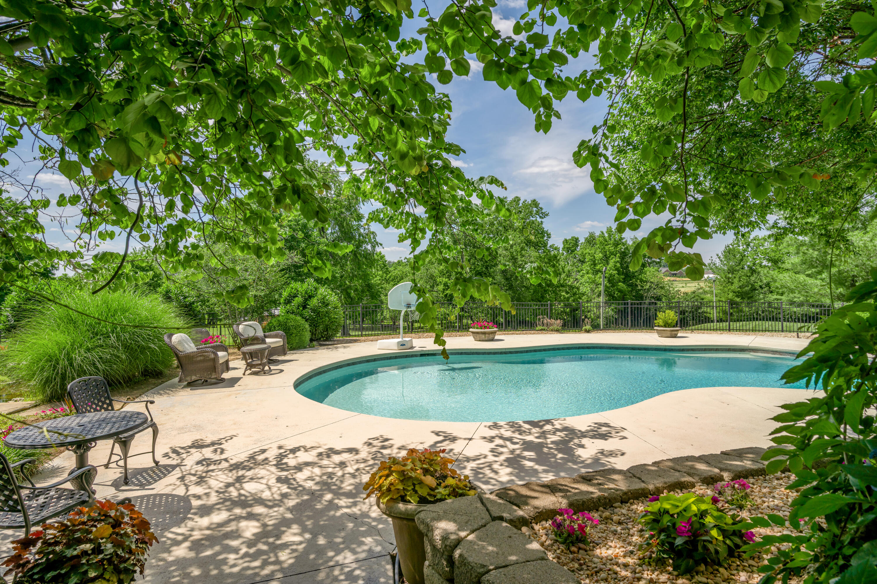 601 Delong Road Property Photo 73