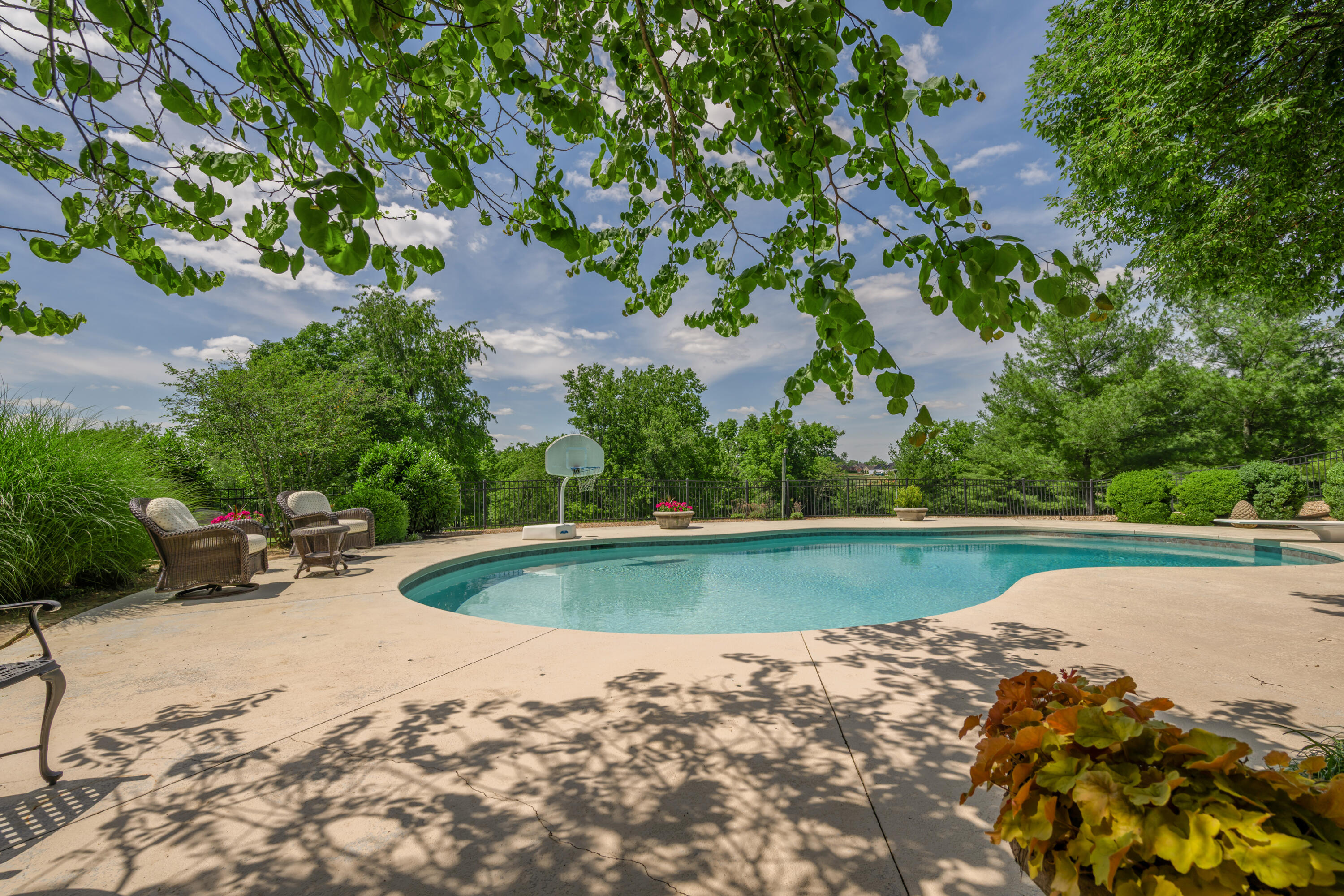 601 Delong Road Property Photo 76