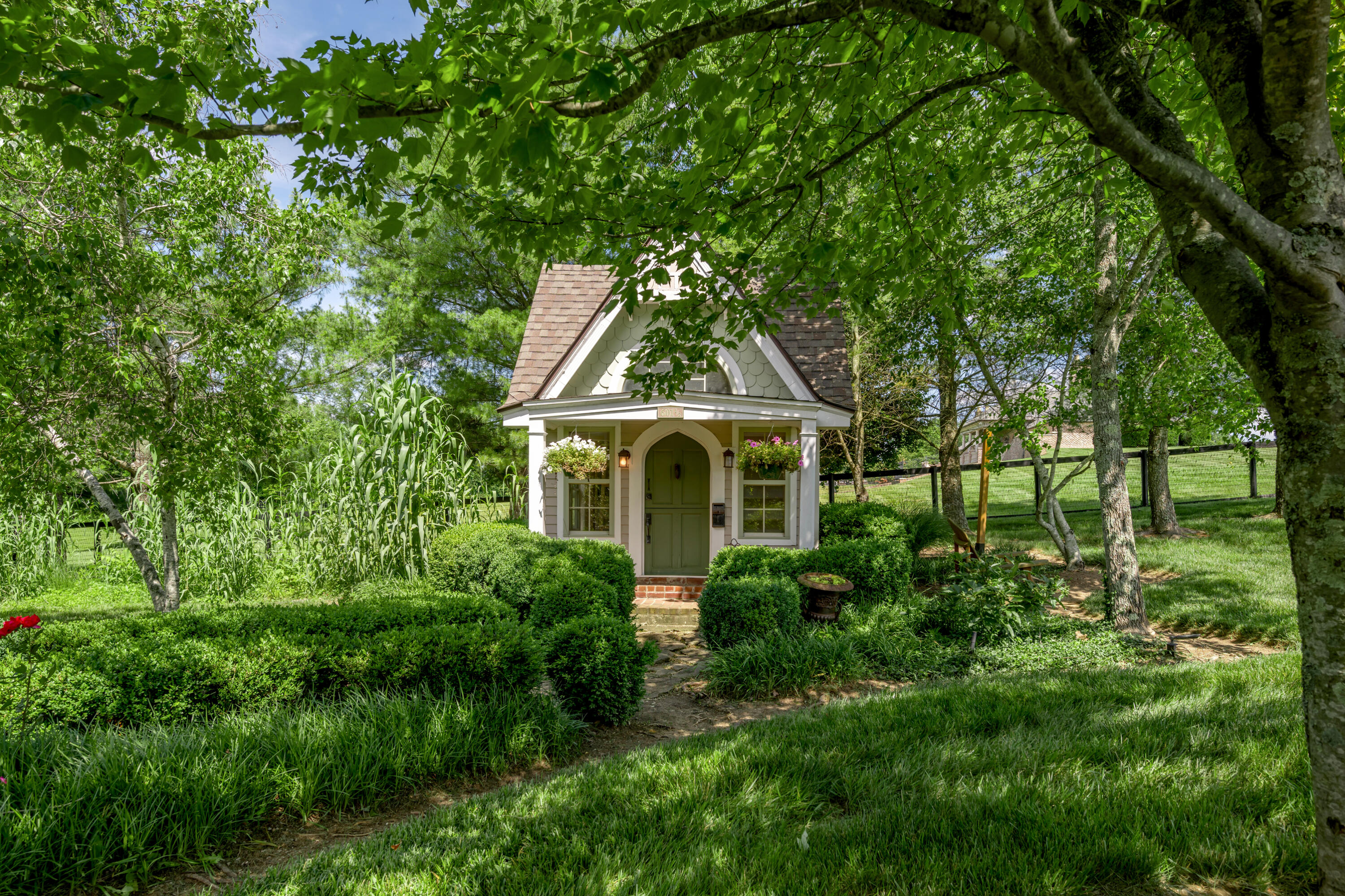 601 Delong Road Property Photo 92