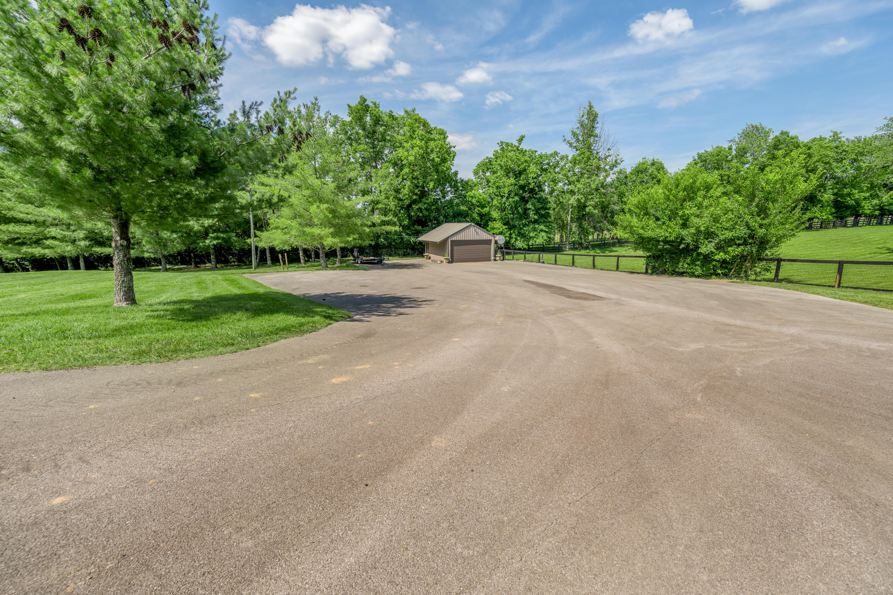 601 Delong Road Property Photo 110