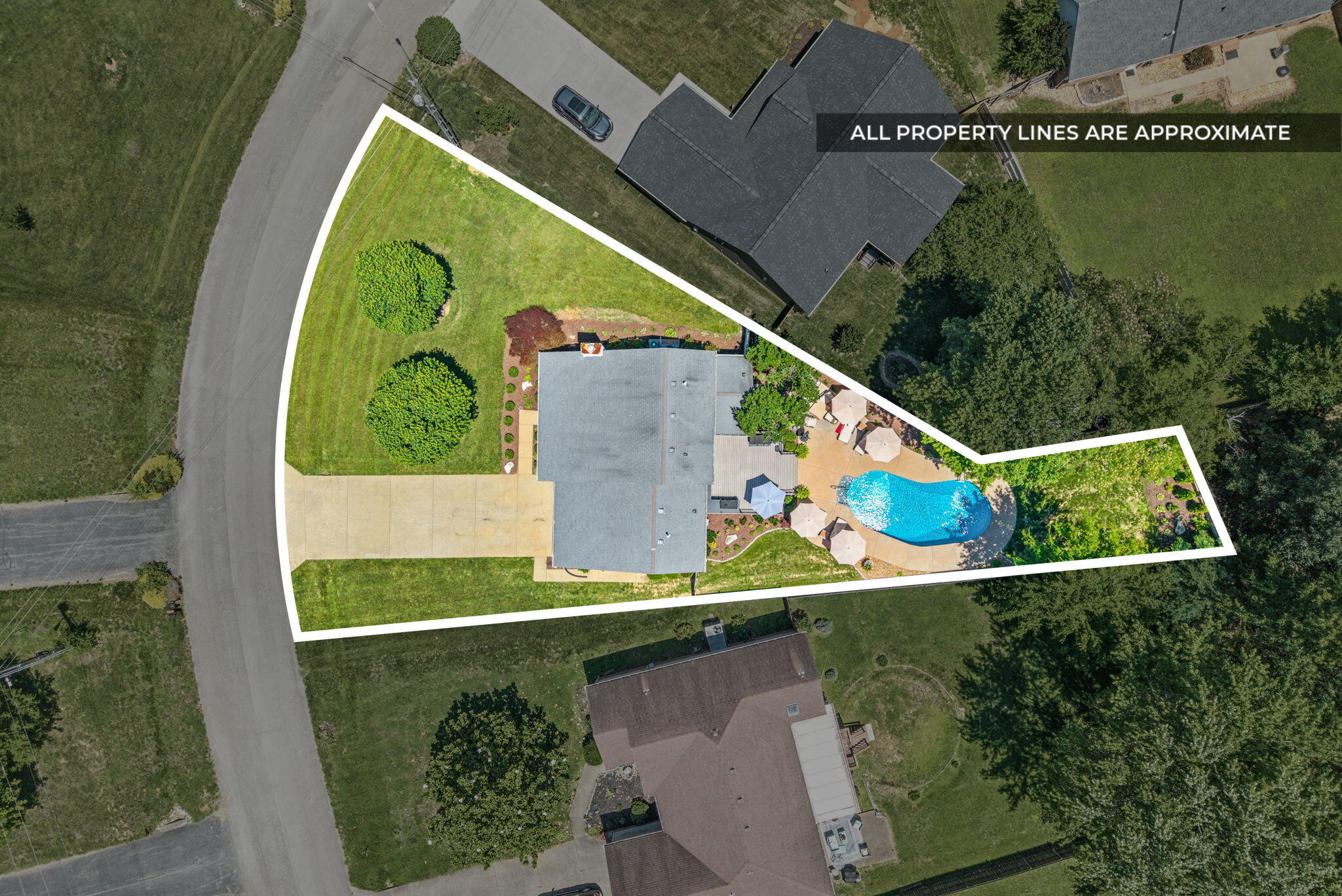 1215 Bark Ridge Circle Property Photo 6