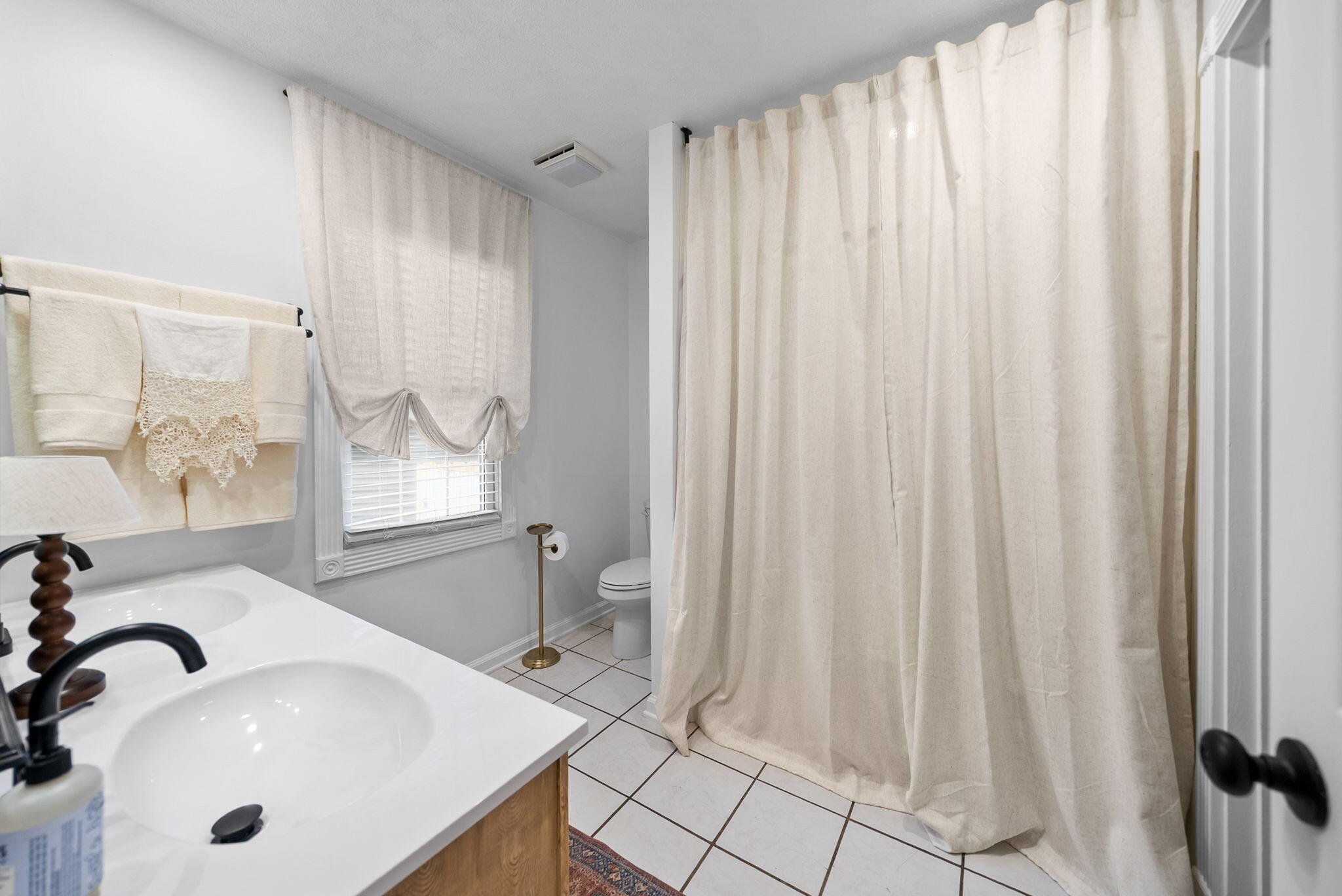 1215 Bark Ridge Circle Property Photo 25