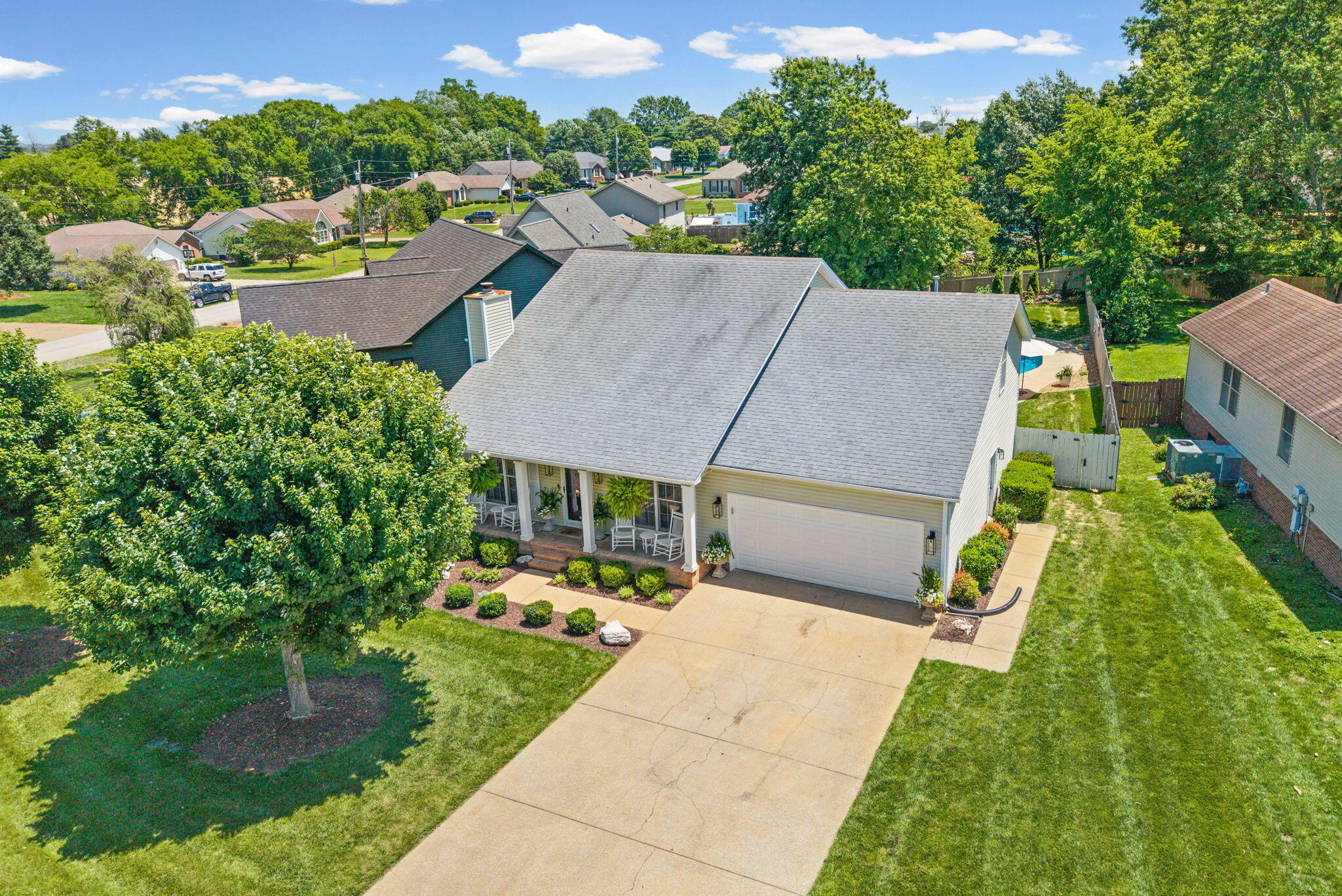 1215 Bark Ridge Circle Property Photo 42
