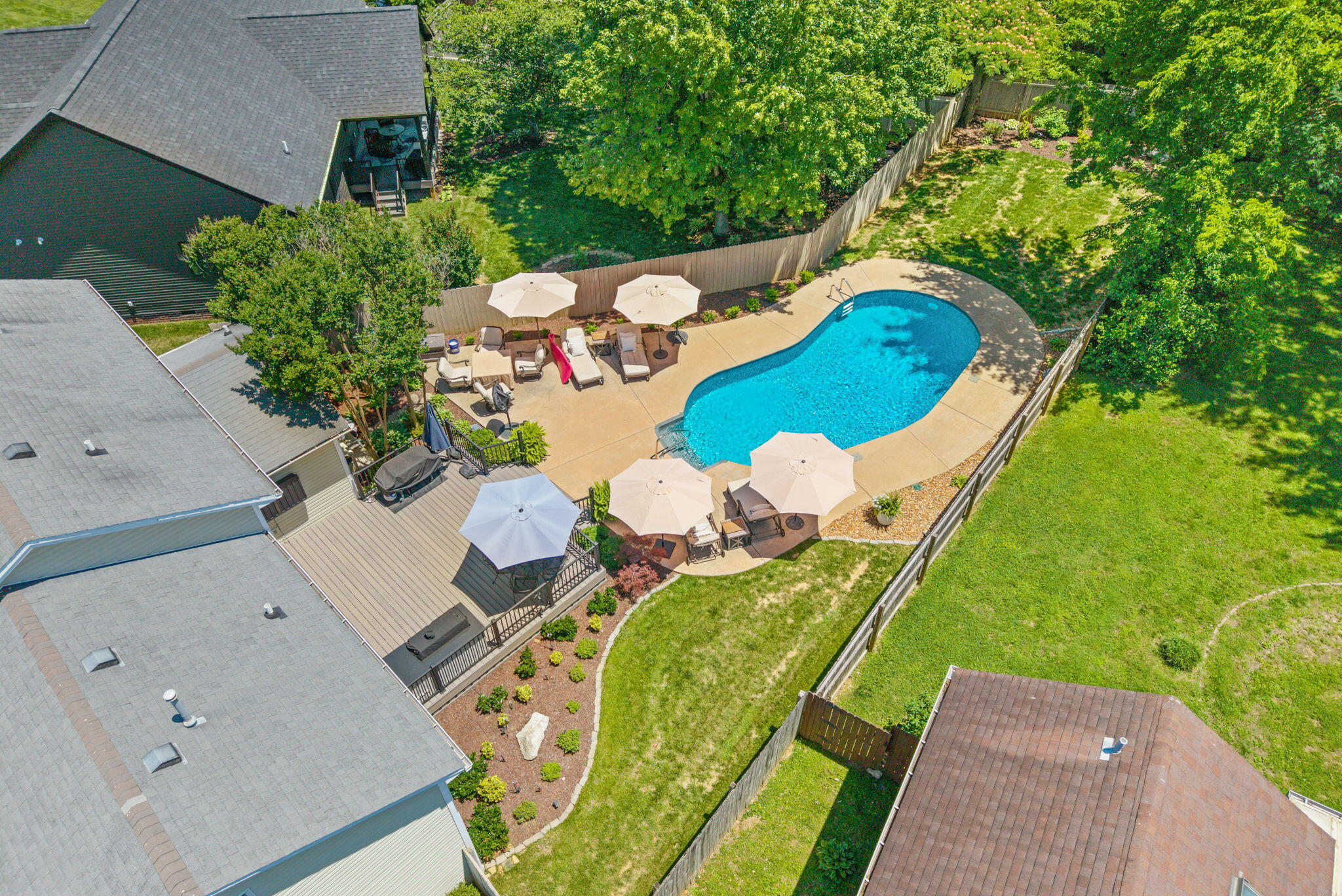 1215 Bark Ridge Circle Property Photo 43