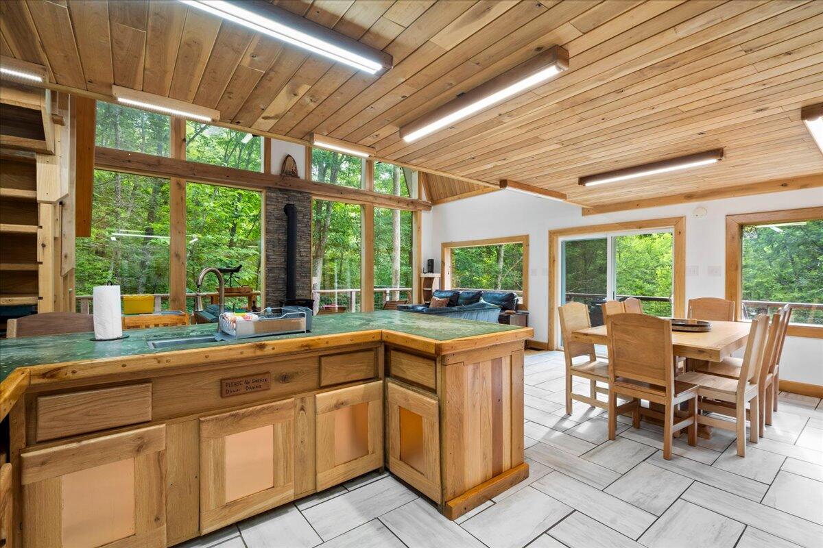 168 Laurel Lane Property Photo 16