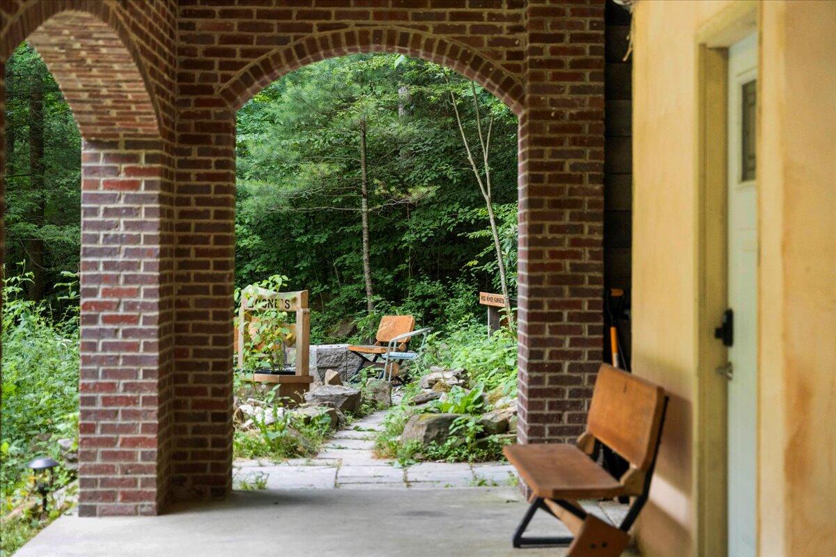 168 Laurel Lane Property Photo 46