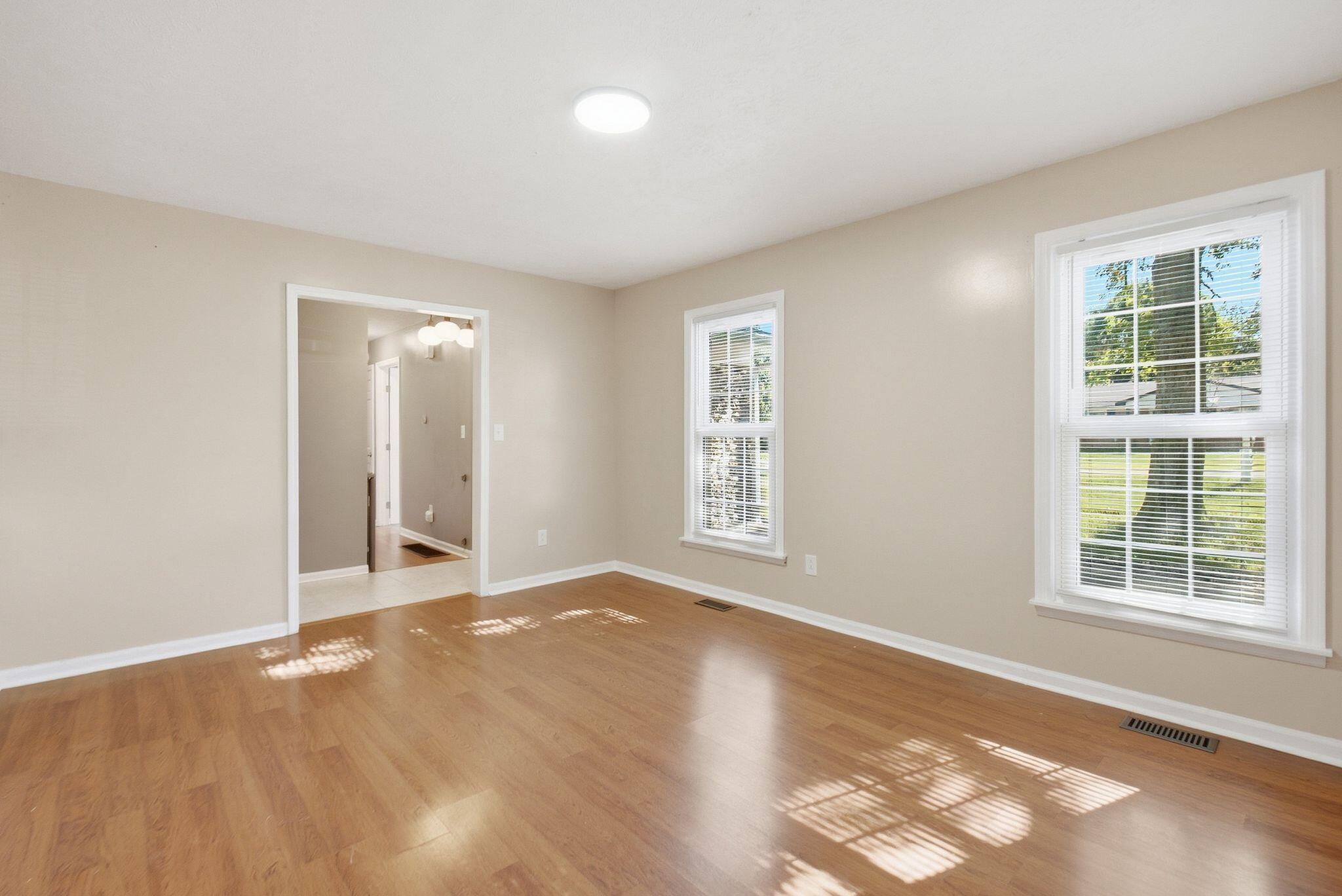 147 Meadowbrook Drive Property Photo 12