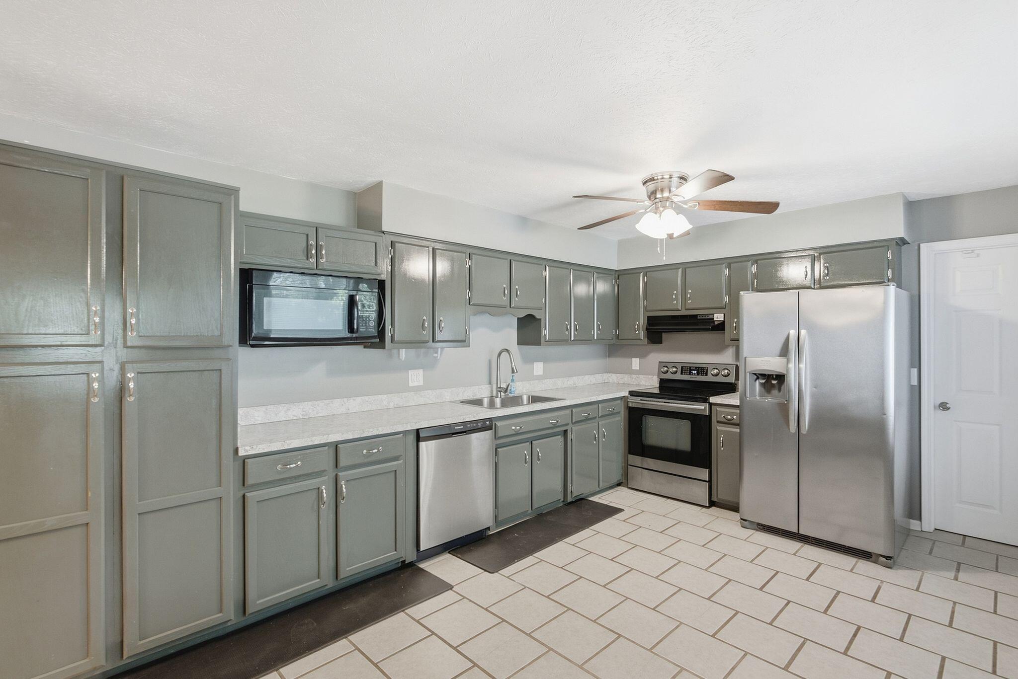 147 Meadowbrook Drive Property Photo 23