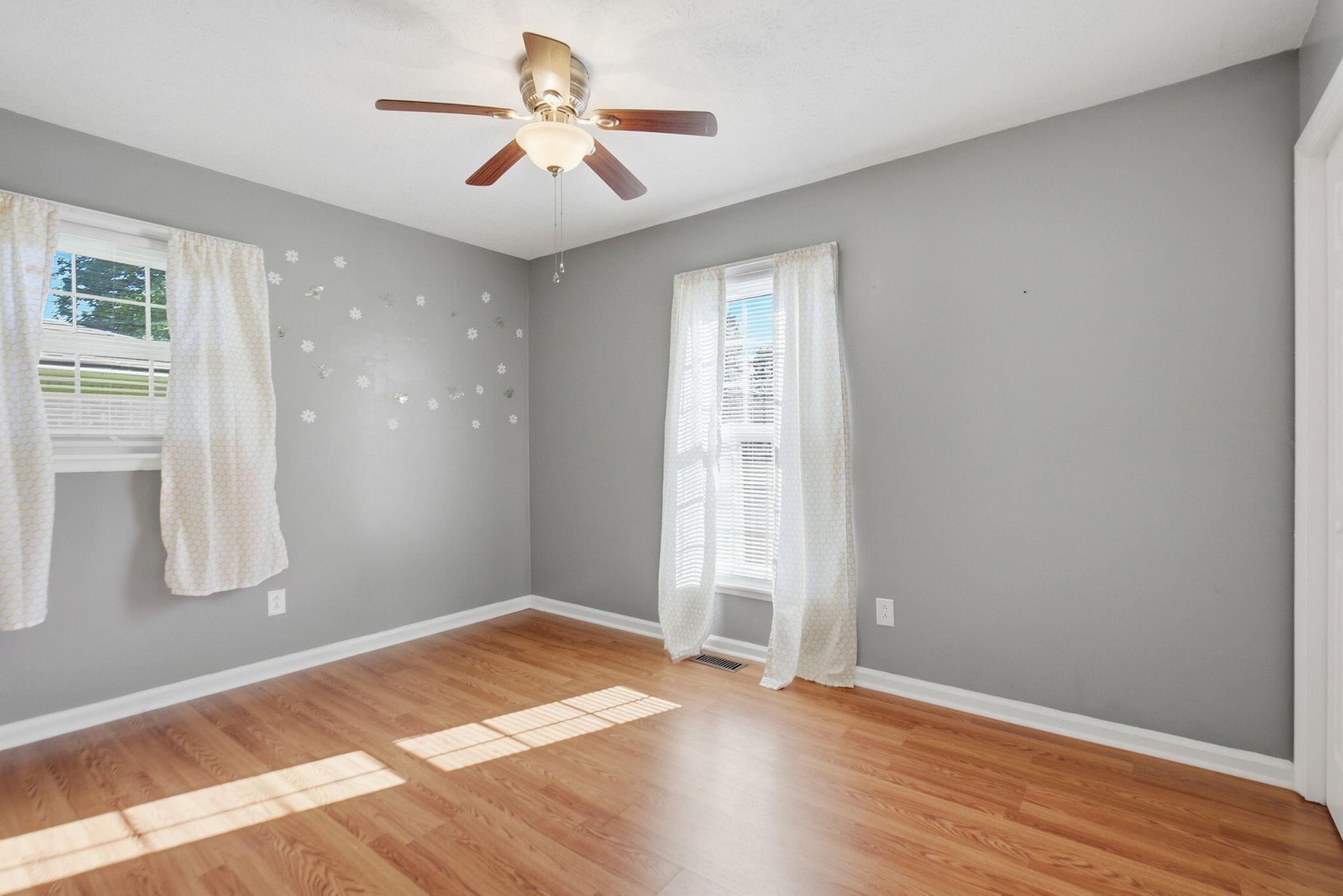 147 Meadowbrook Drive Property Photo 32