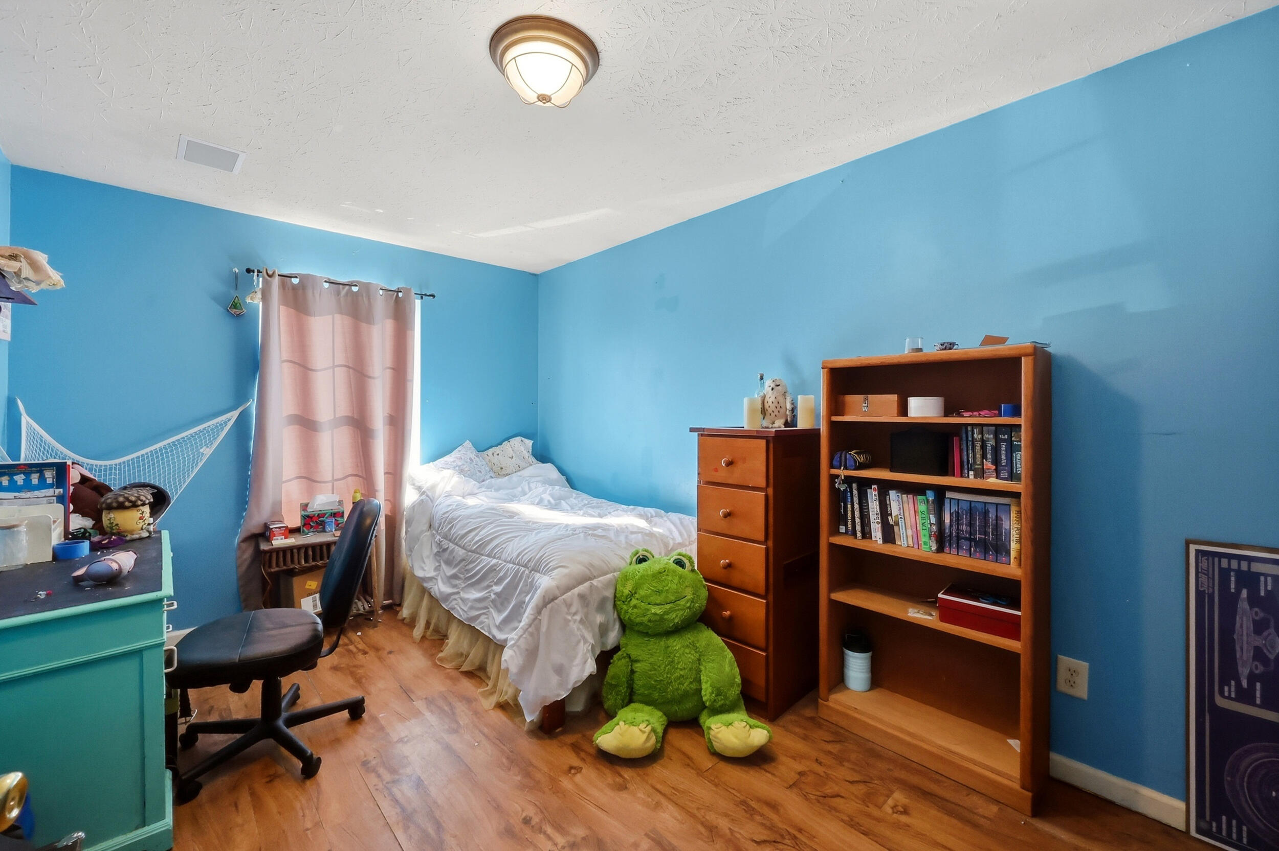 115 River Run Court Property Photo 33