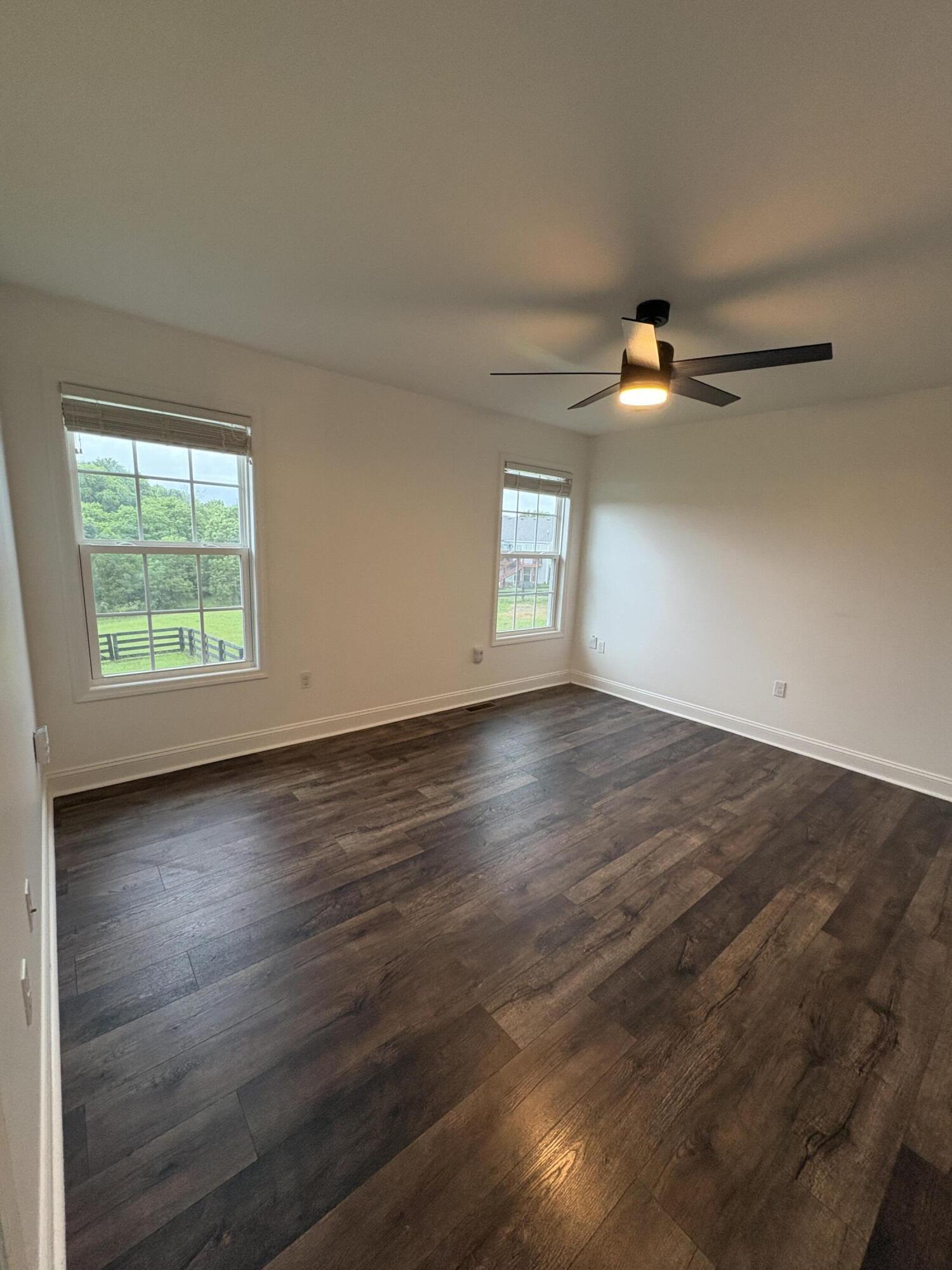 632 Fairfax Lane Property Photo 8