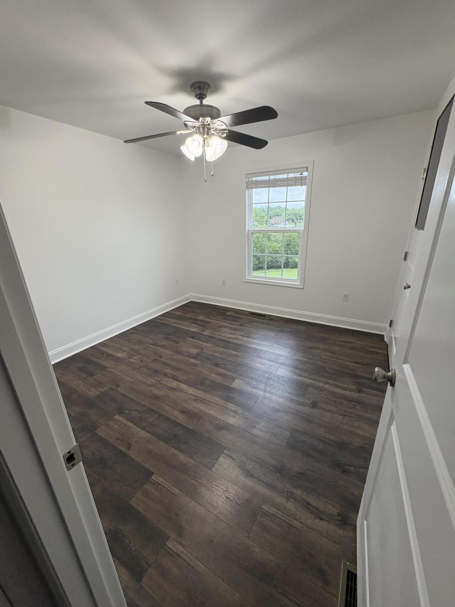 632 Fairfax Lane Property Photo 13