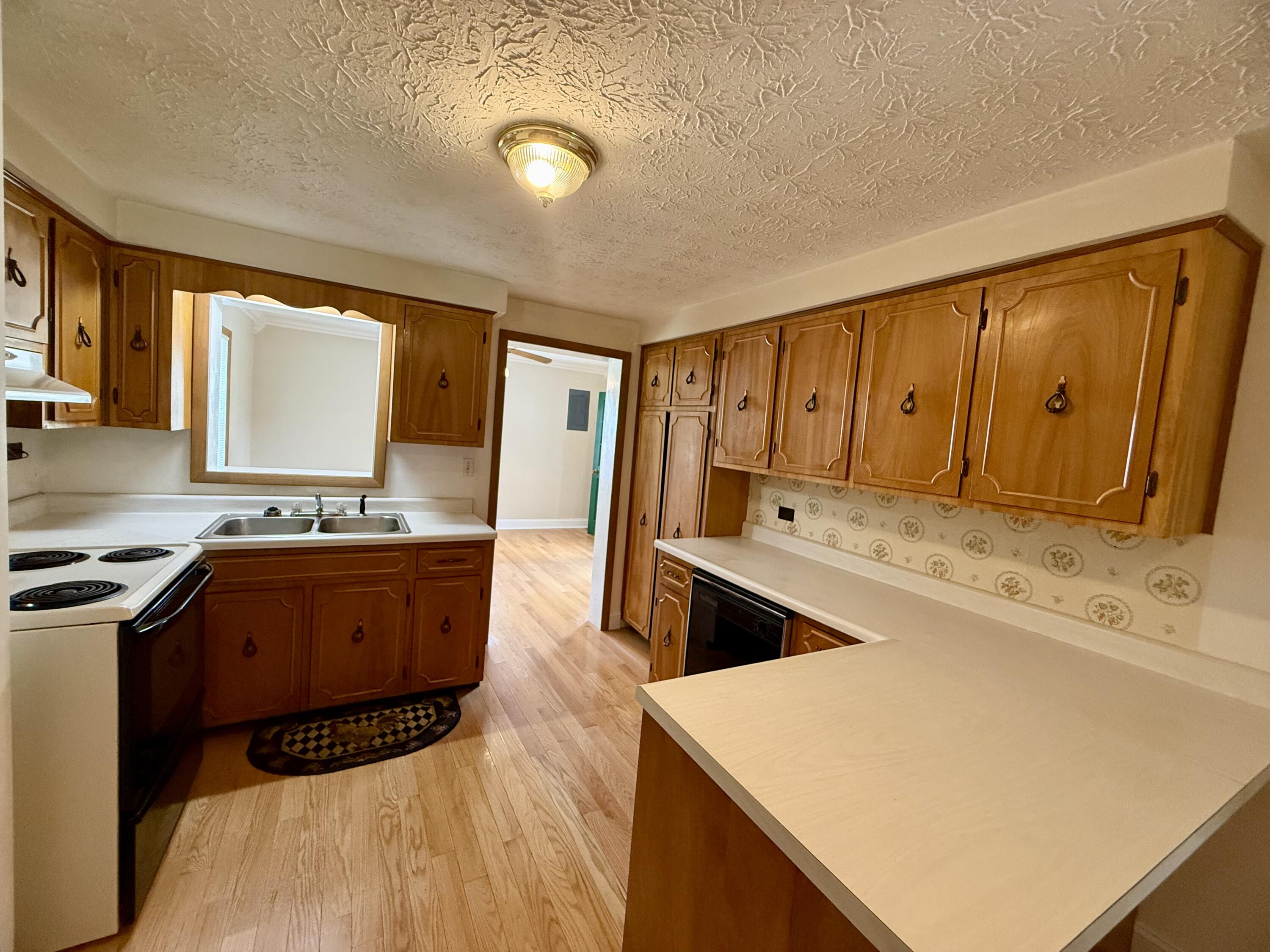 276 Evergreen Road Property Photo 9
