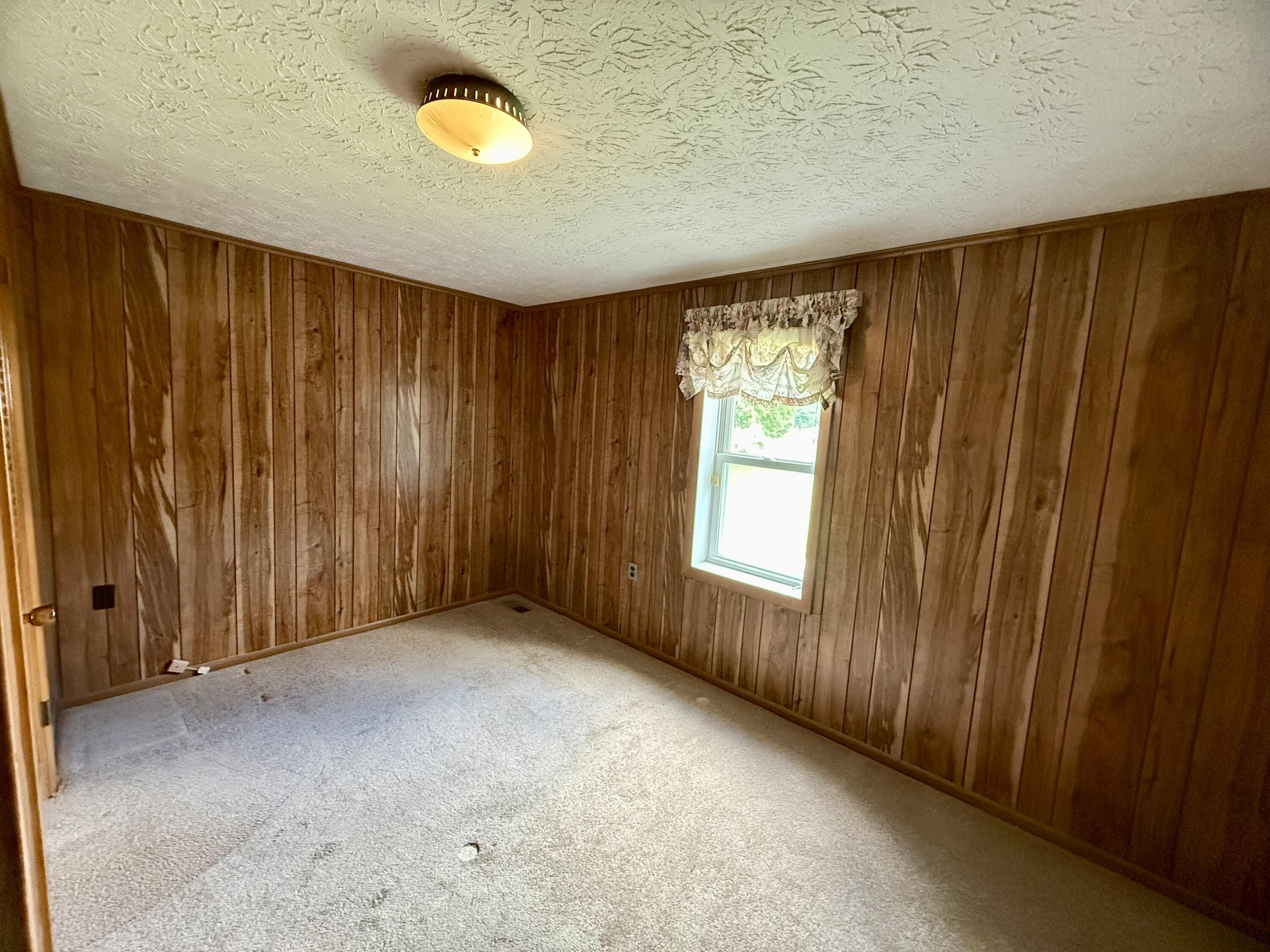 276 Evergreen Road Property Photo 22