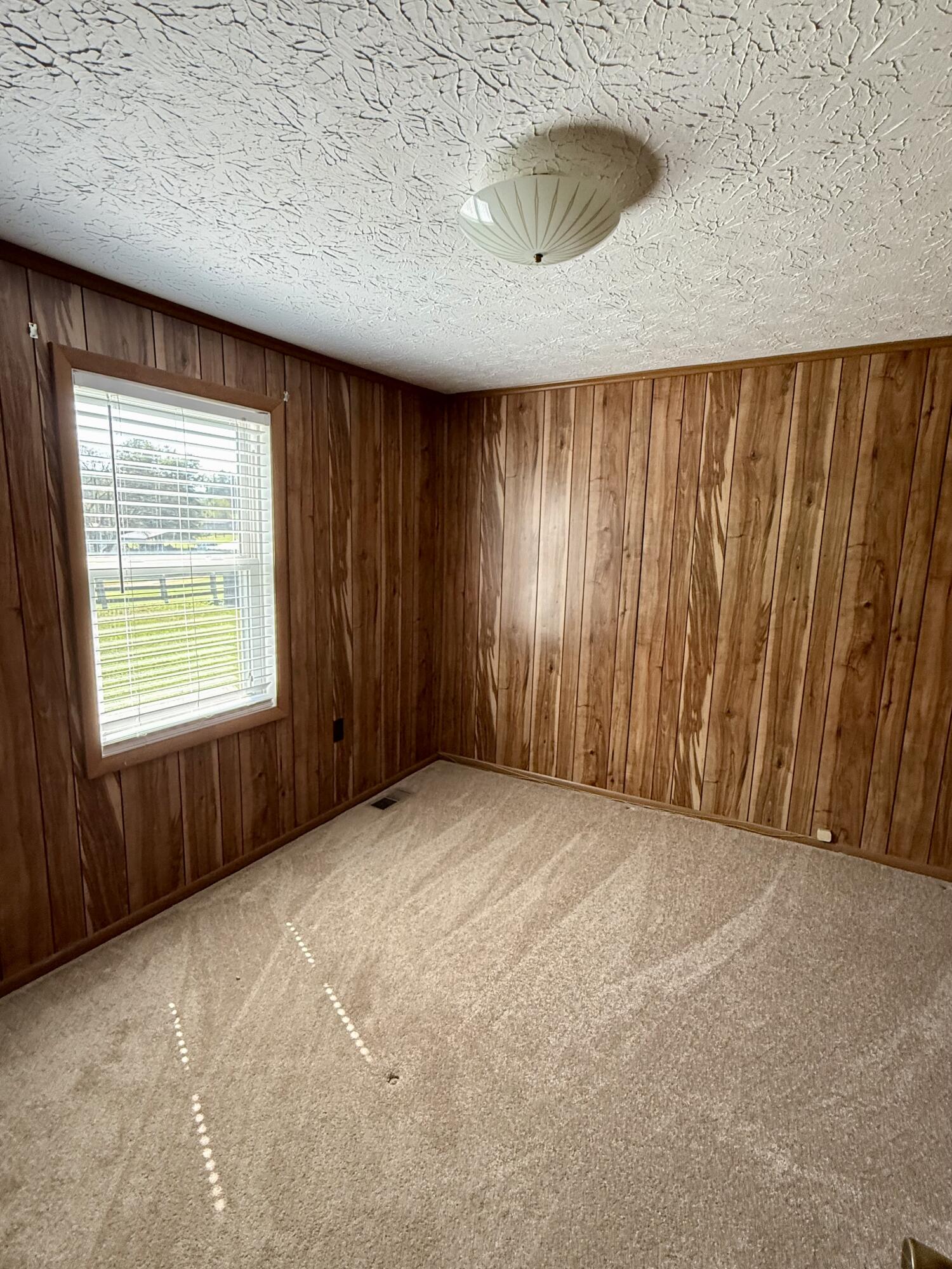 276 Evergreen Road Property Photo 29